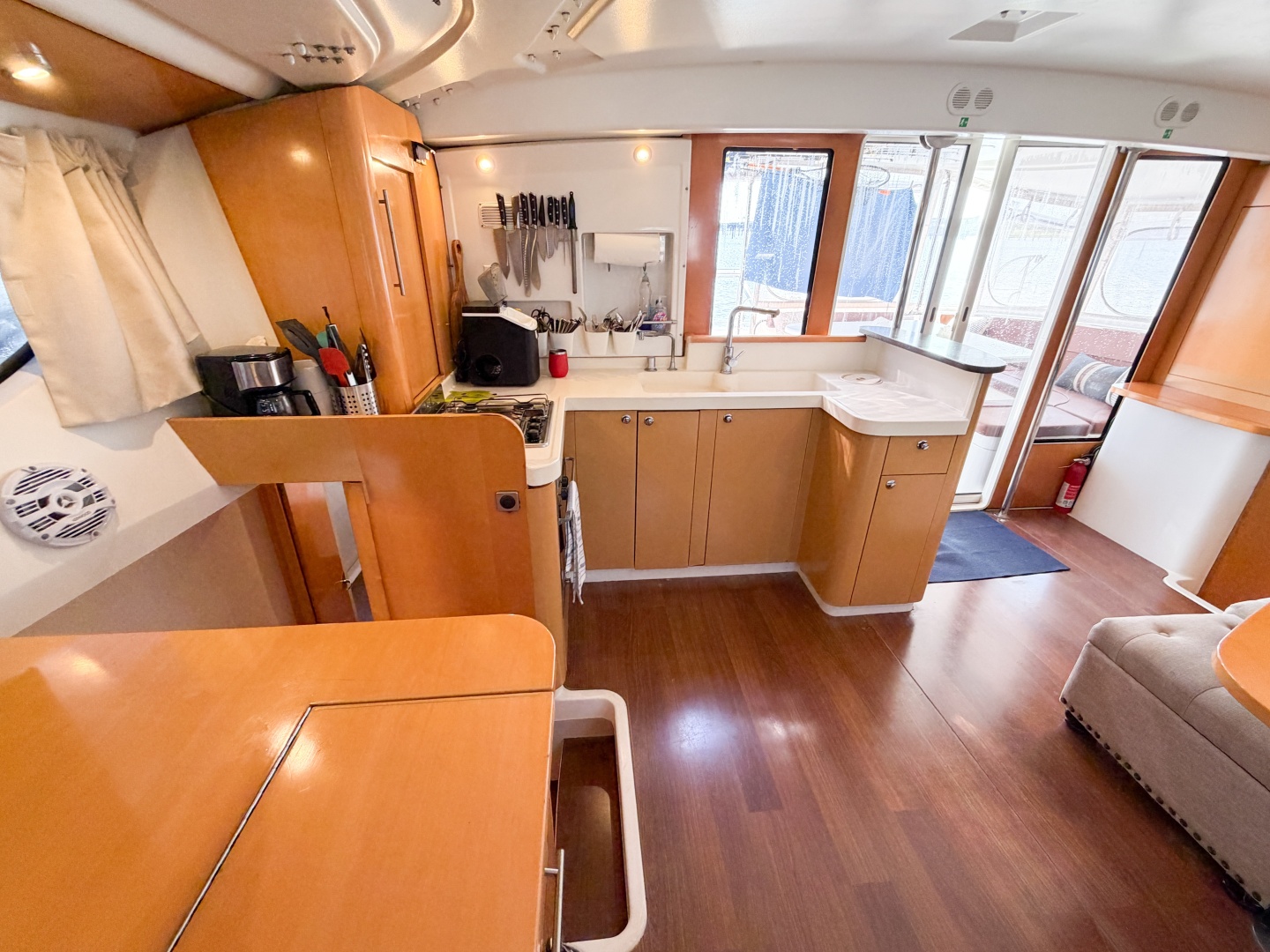 VIDIMUS 44ft Fountaine Pajot Yacht For Sale VIDIMUS 44ft Fountaine Pajot Yacht For Sale