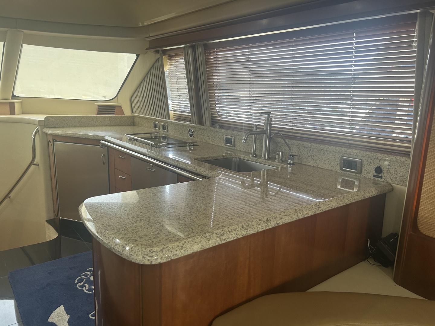 55ft Sea Ray Yacht For Sale 55ft Sea Ray Yacht For Sale