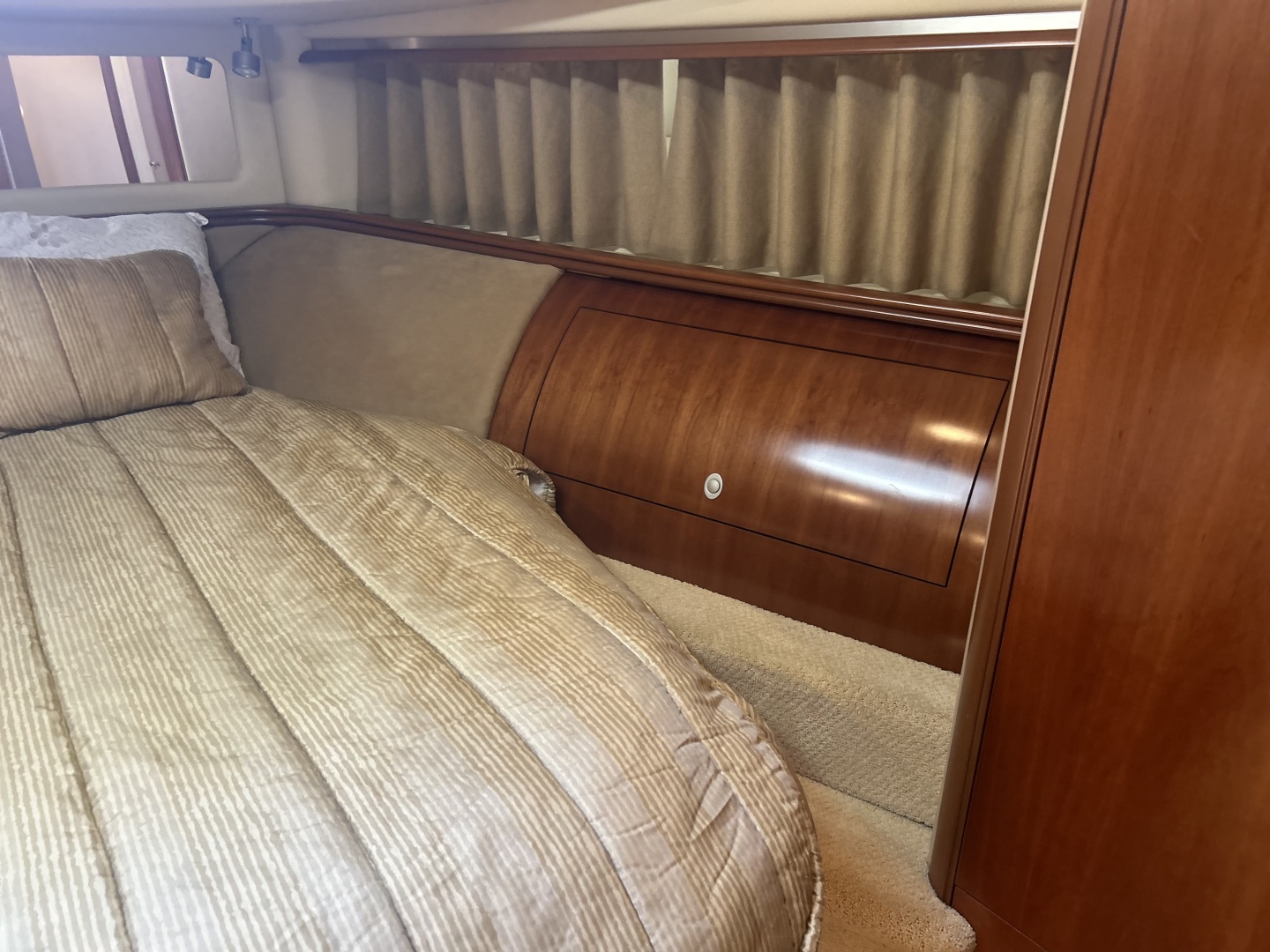2005 Sea Ray 550 SEDAN BRIDGE
