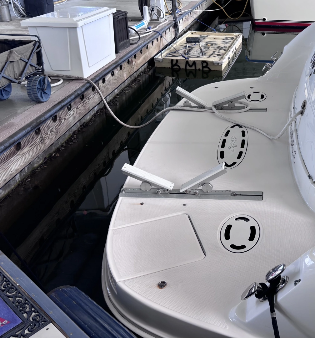 Sea Ray 550 SEDAN BRIDGE Yacht For Sale