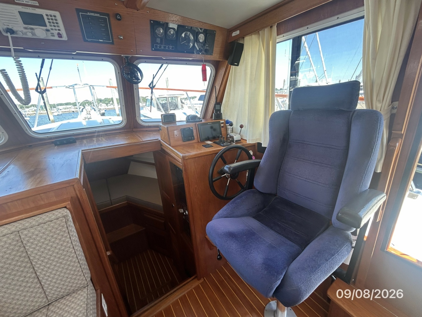 Final Turn 36ft Monk Yacht For Sale