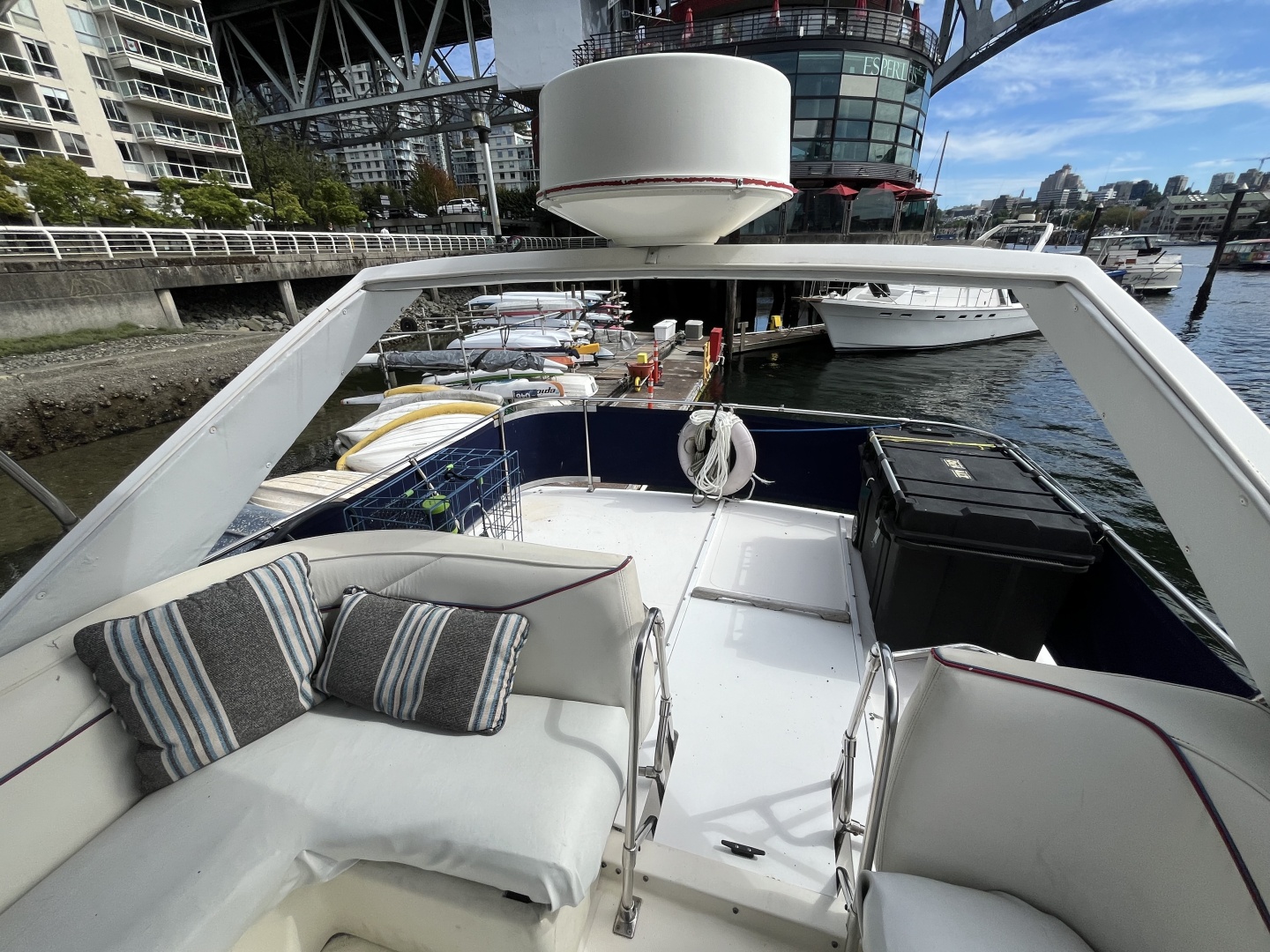1987 Bayliner 3270 Motoryacht
