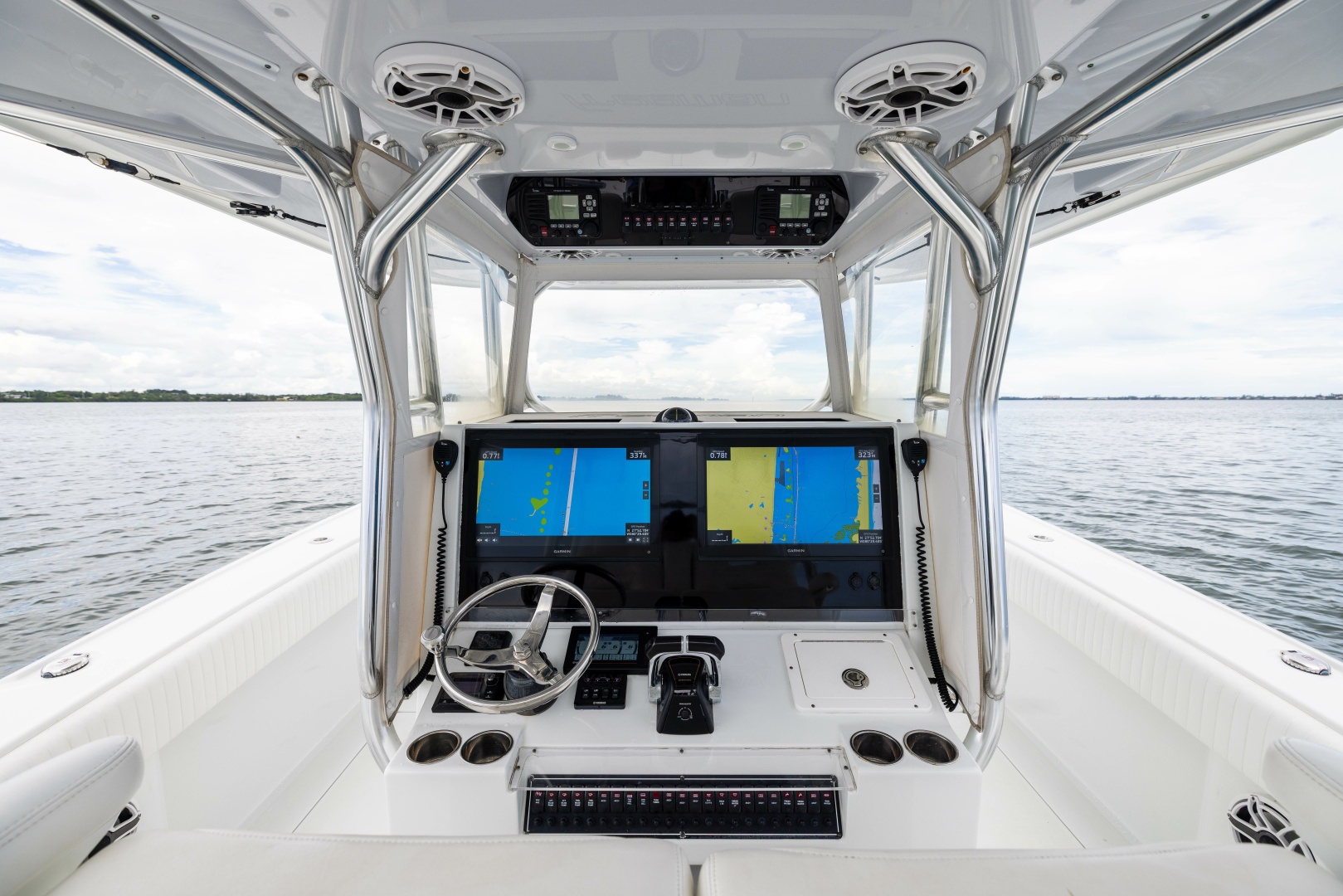 37ft Freeman Yacht For Sale