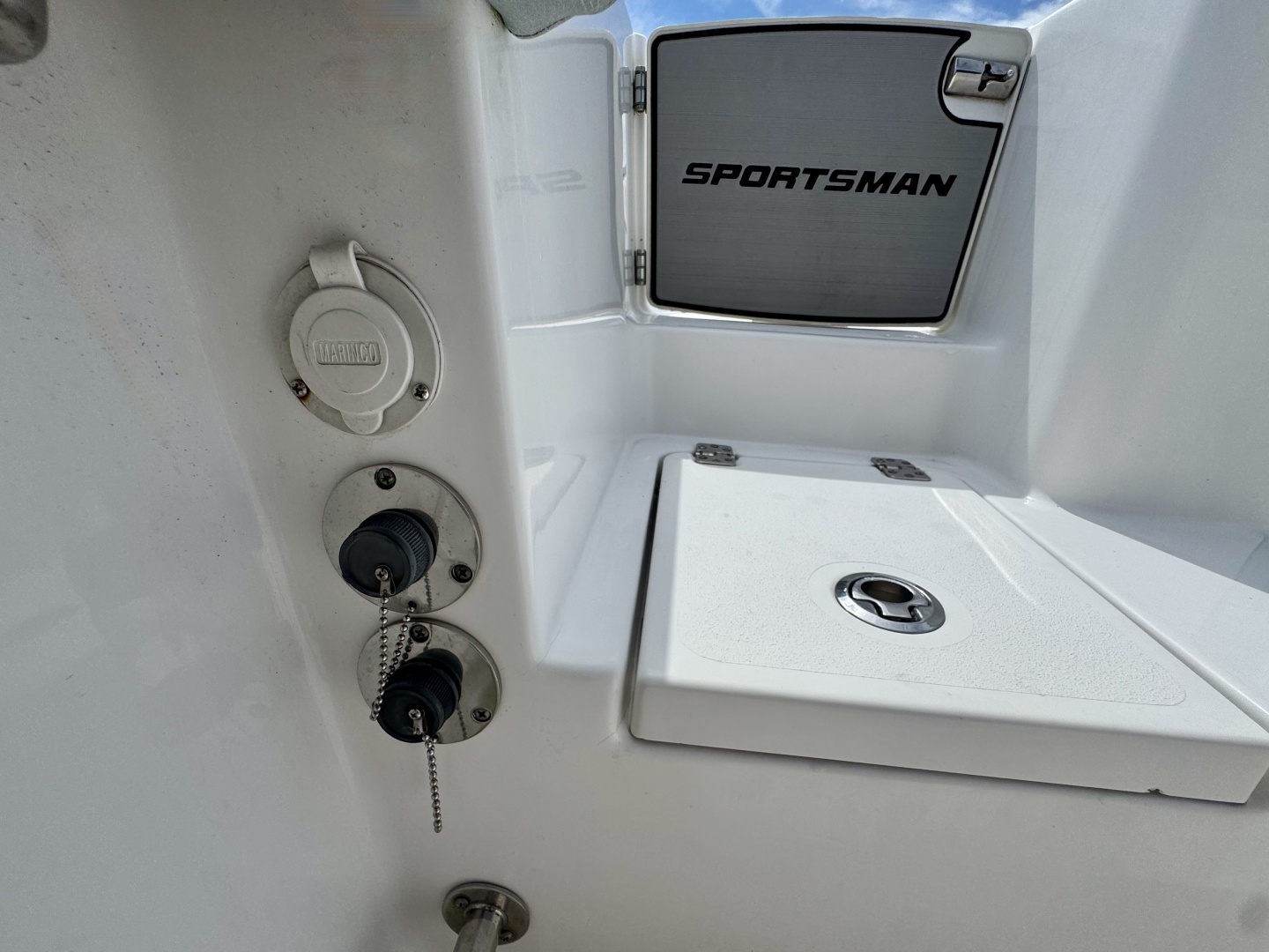 25ft Sportsman Yacht For Sale