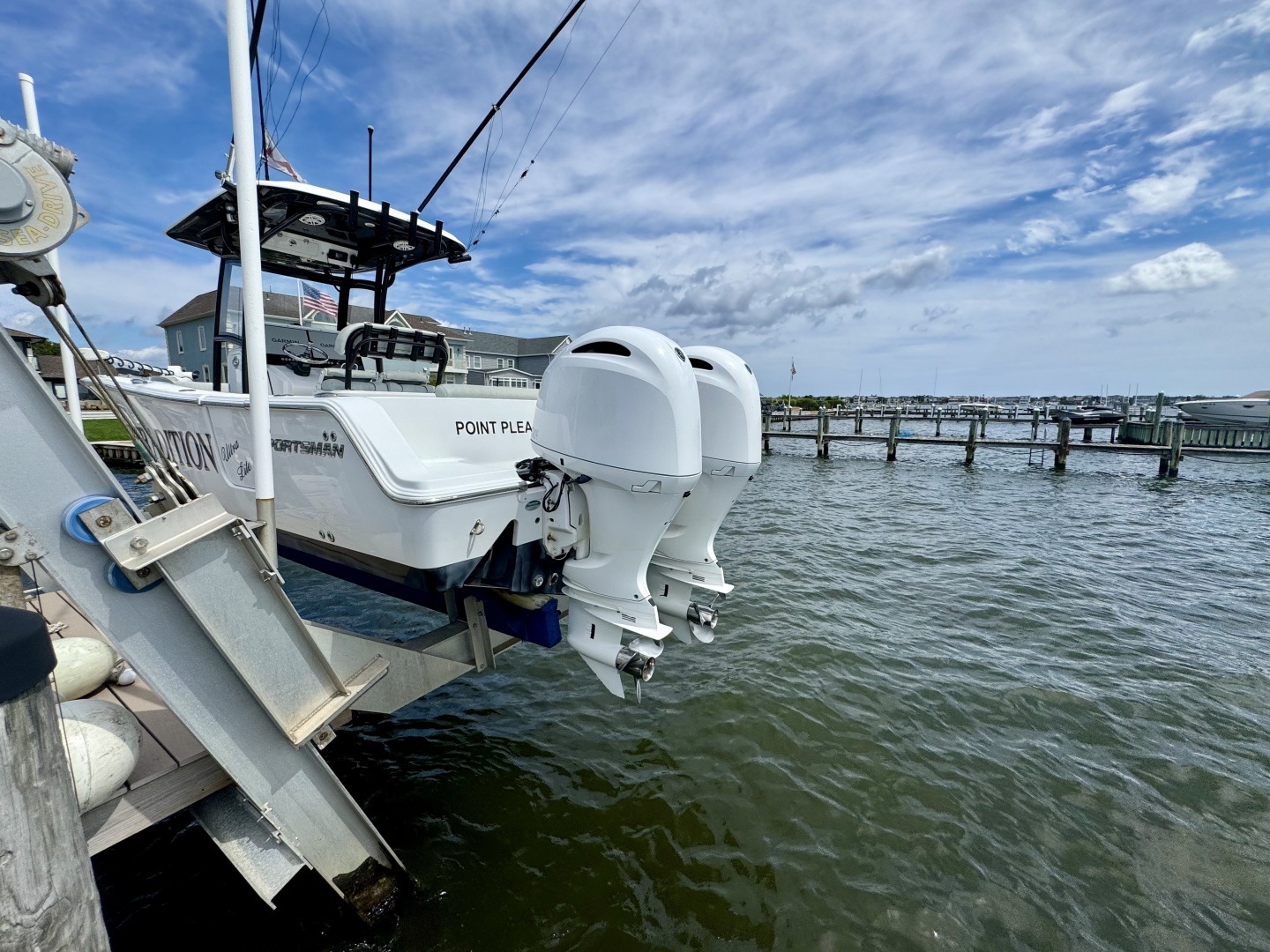 25ft Sportsman Yacht For Sale
