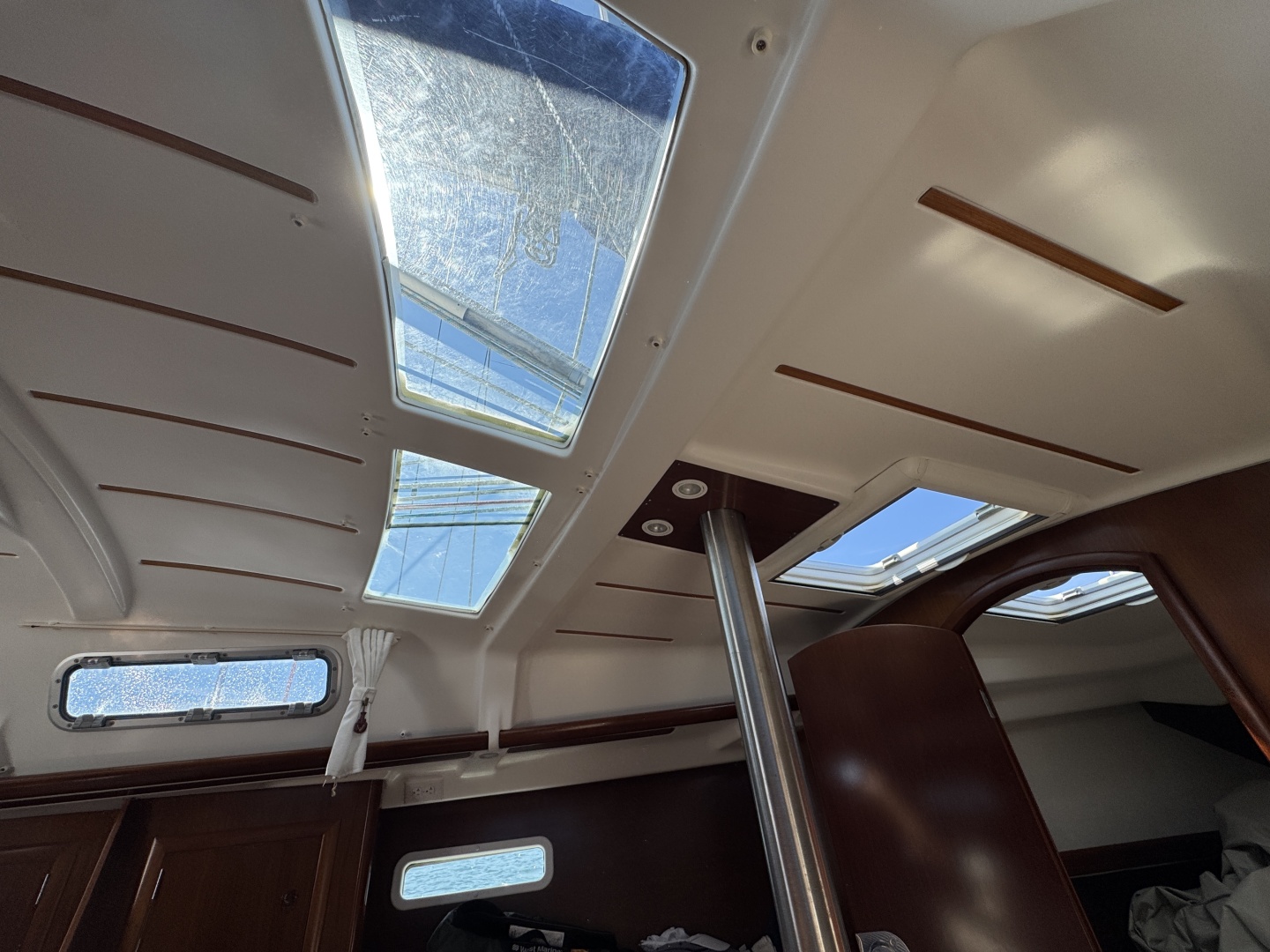 33ft Beneteau Yacht For Sale