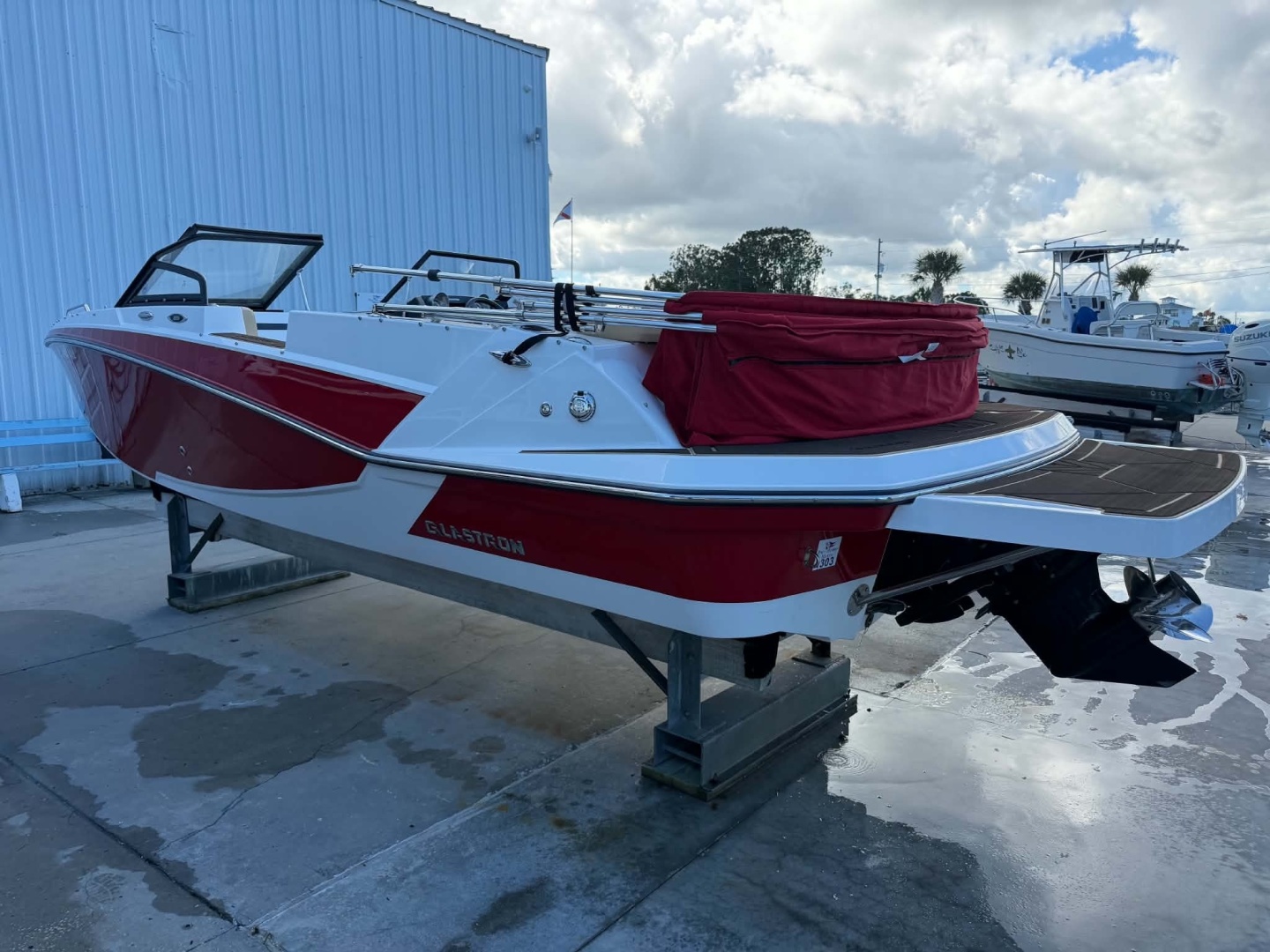 Wake N Lake 20ft Glastron Yacht For Sale Wake N Lake 20ft Glastron Yacht For Sale
