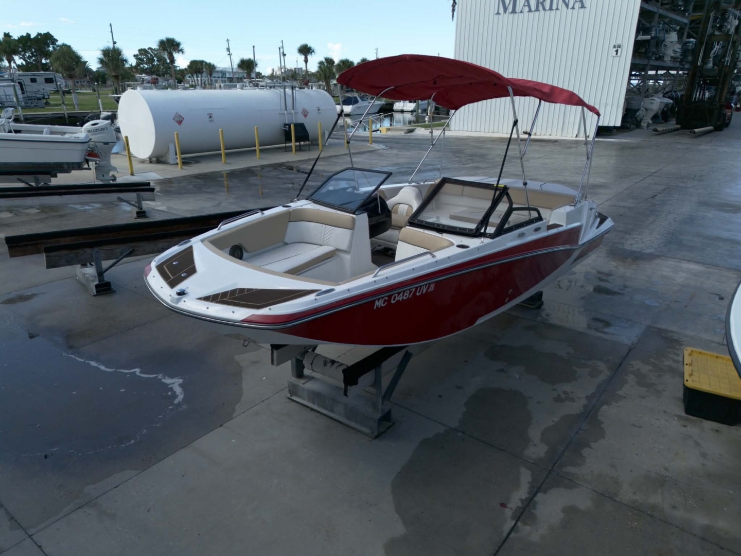 Wake N Lake 20ft Glastron Yacht For Sale Wake N Lake 20ft Glastron Yacht For Sale
