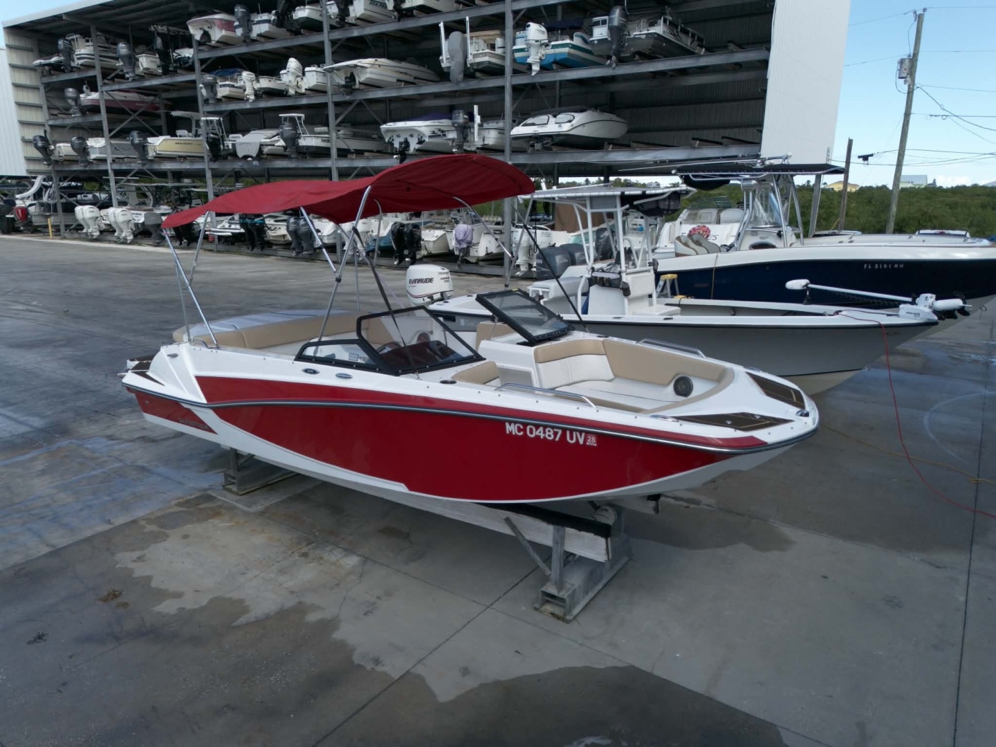 Wake N Lake 20ft Glastron Yacht For Sale Wake N Lake 20ft Glastron Yacht For Sale