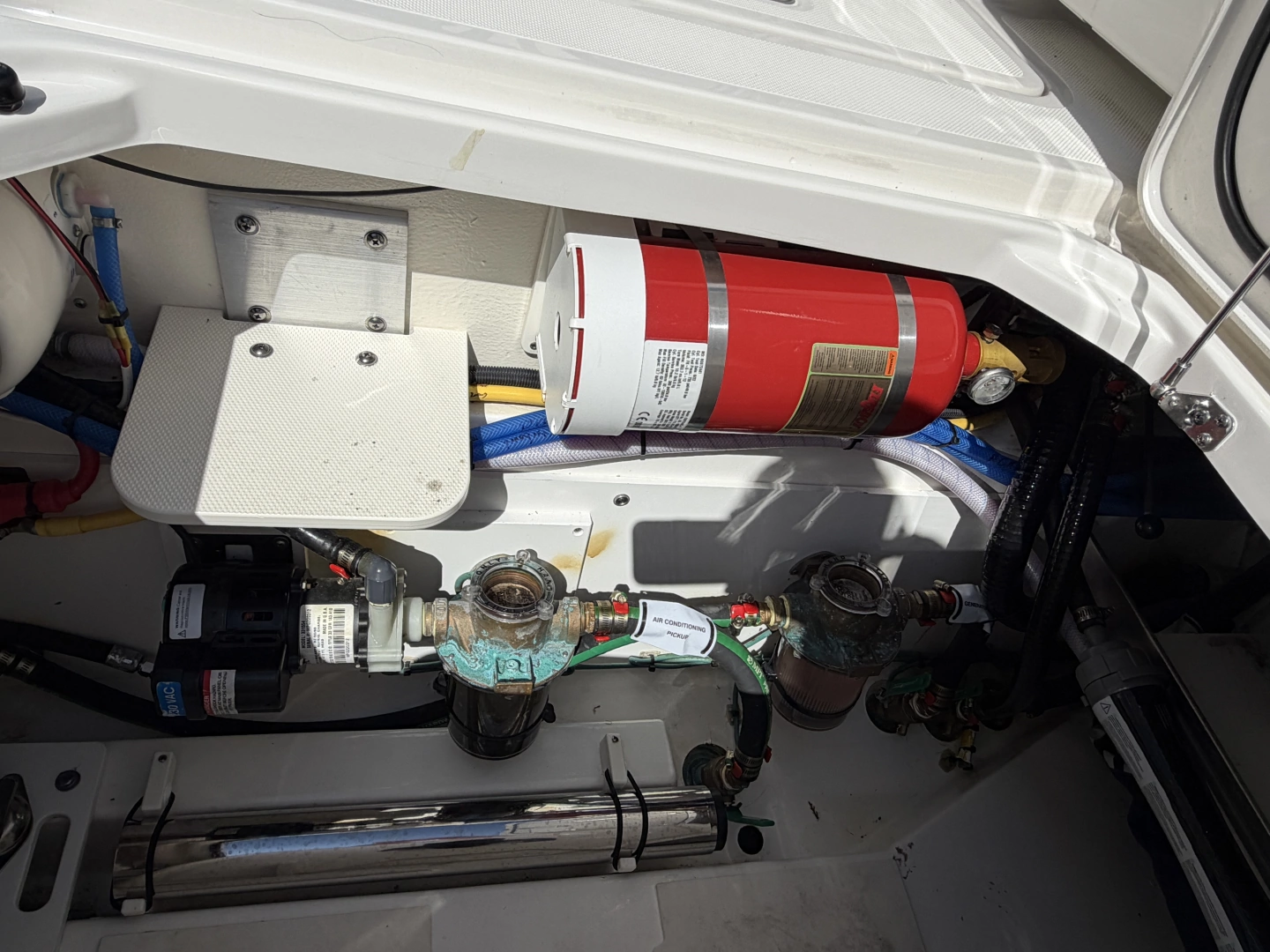 Pursuit OS 355 Offshore Yacht For Sale