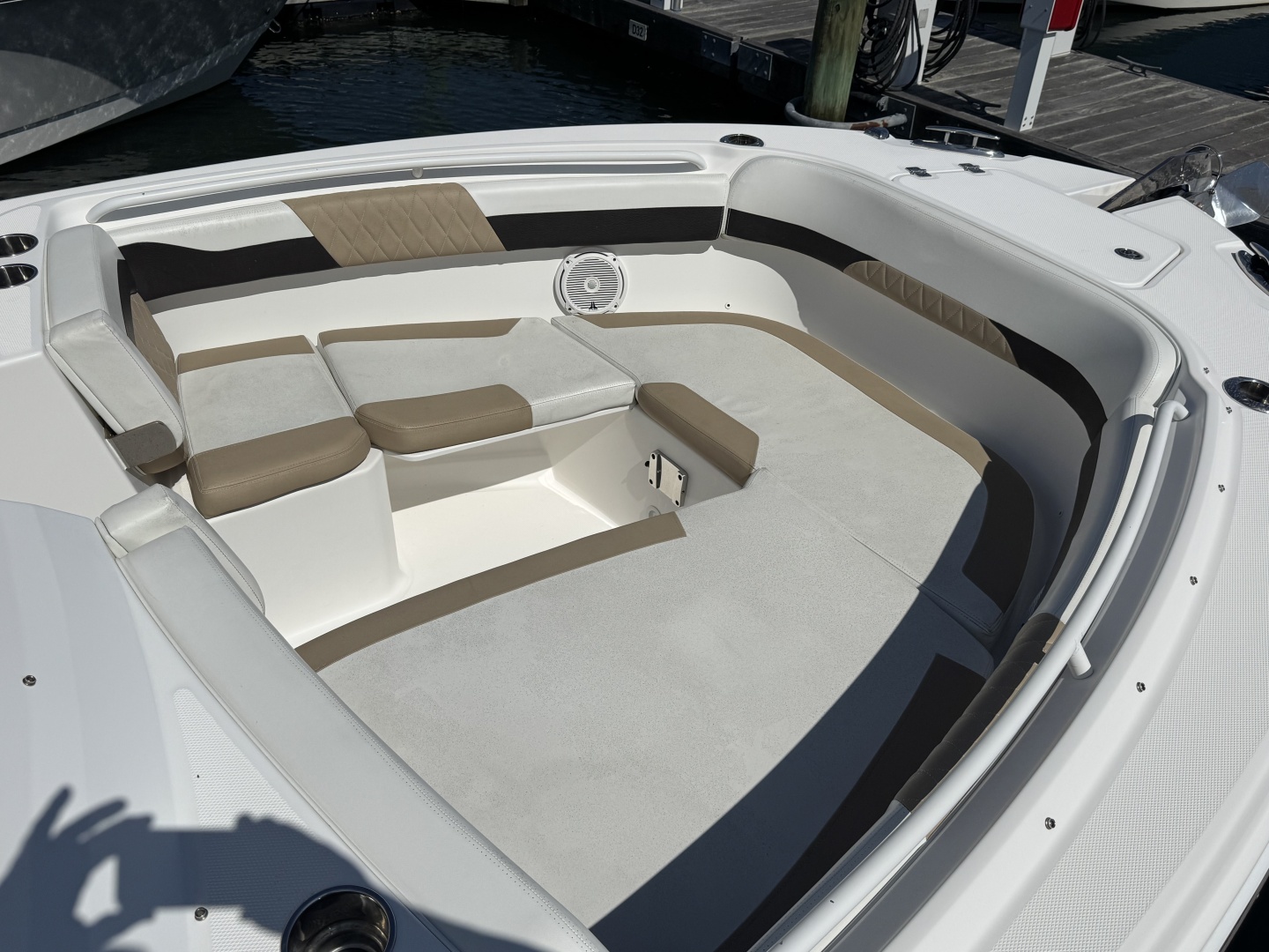 26ft Edgewater Yacht For Sale