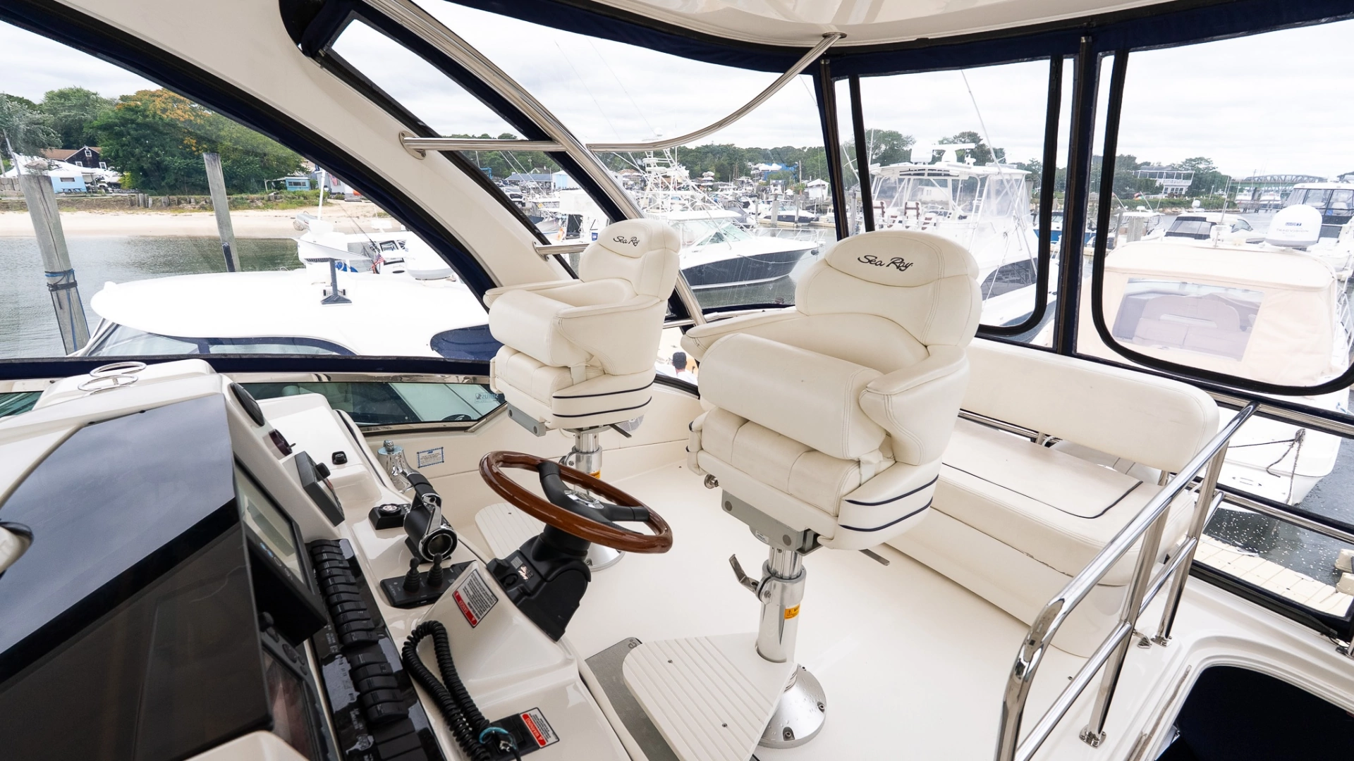 Sea Ray 52 Sedan Bridge Yacht For Sale