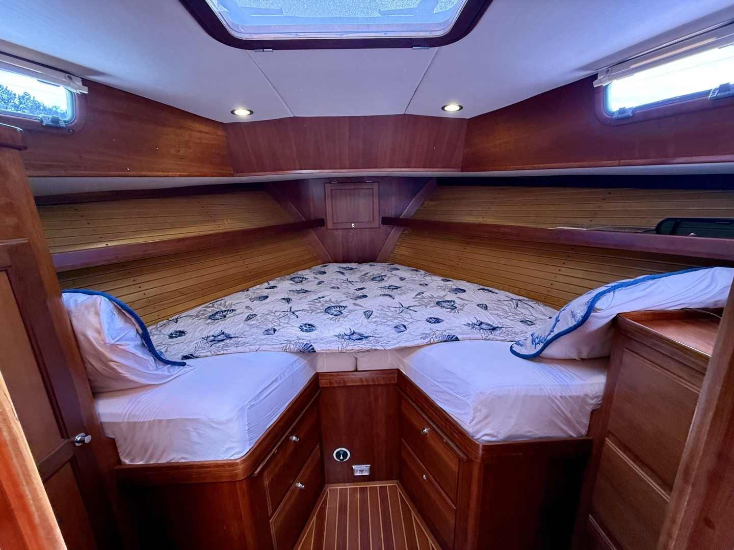 40ft Alden Yacht For Sale