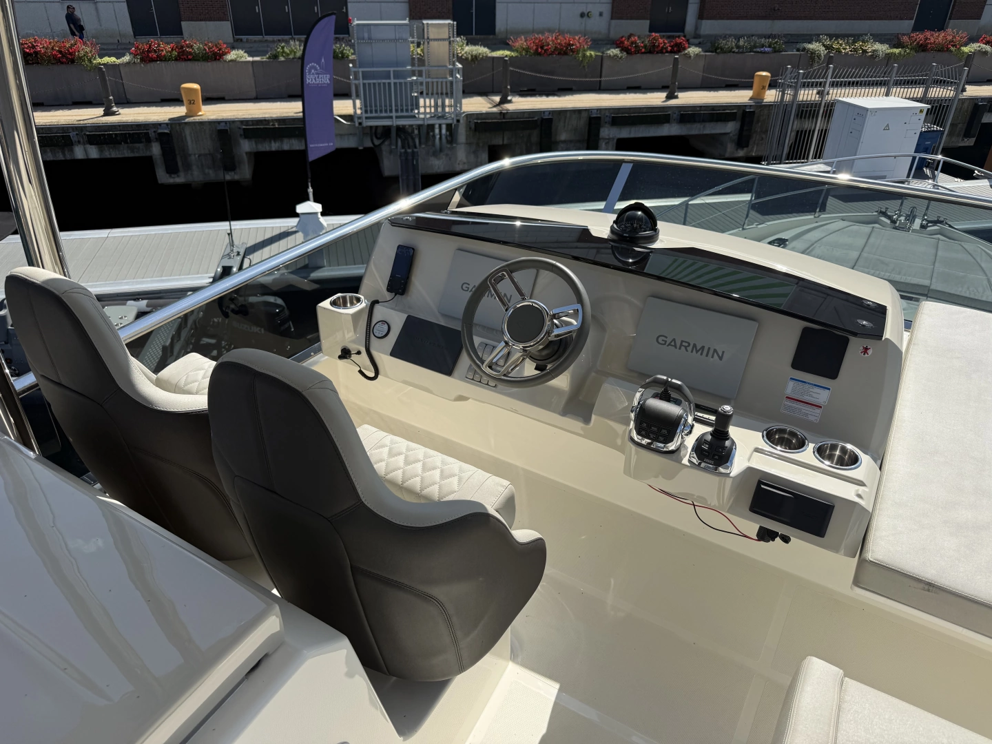 Absolute 62 Fly Yacht For Sale