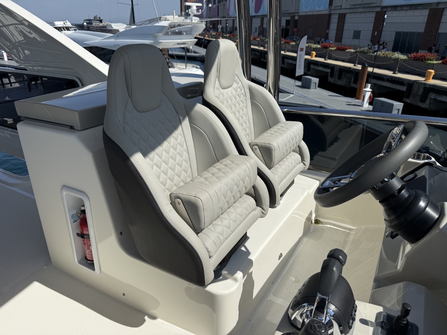 Piggy Bank 62ft Absolute Yacht For Sale