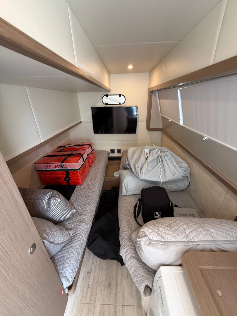 Absolute 62 Fly Yacht For Sale