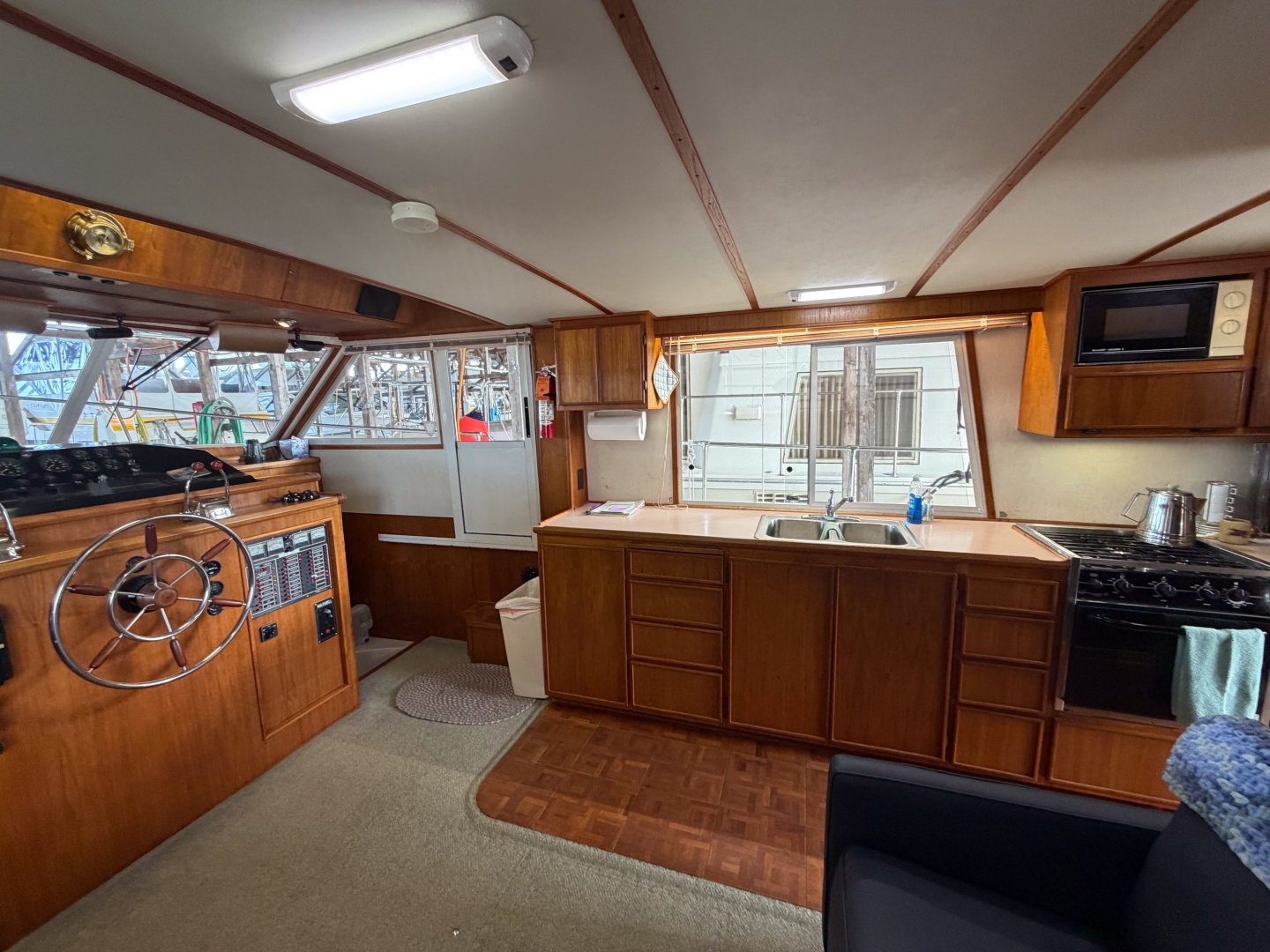 Sun Glo 42ft Cruise A Home Yacht For Sale