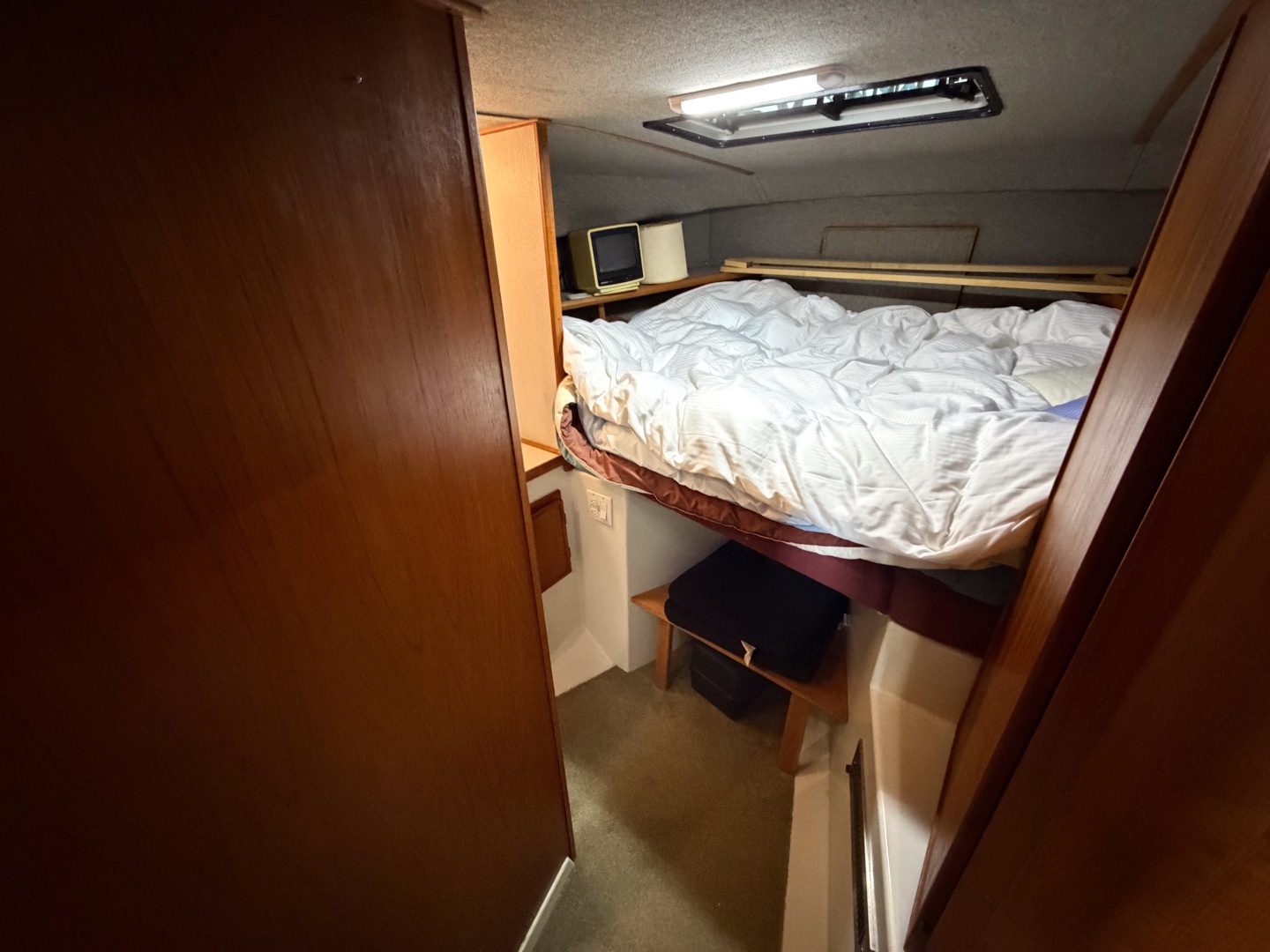 Sun Glo 42ft Cruise A Home Yacht For Sale