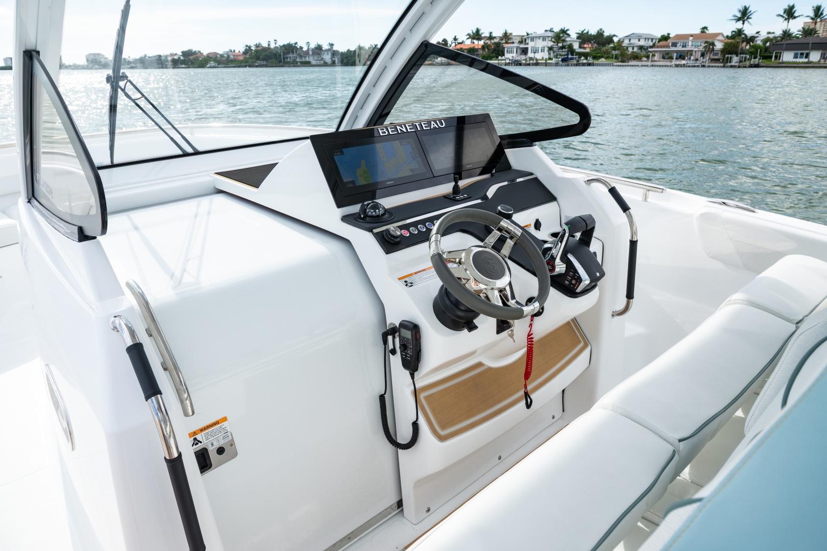 New Model 30ft Beneteau Yacht For Sale