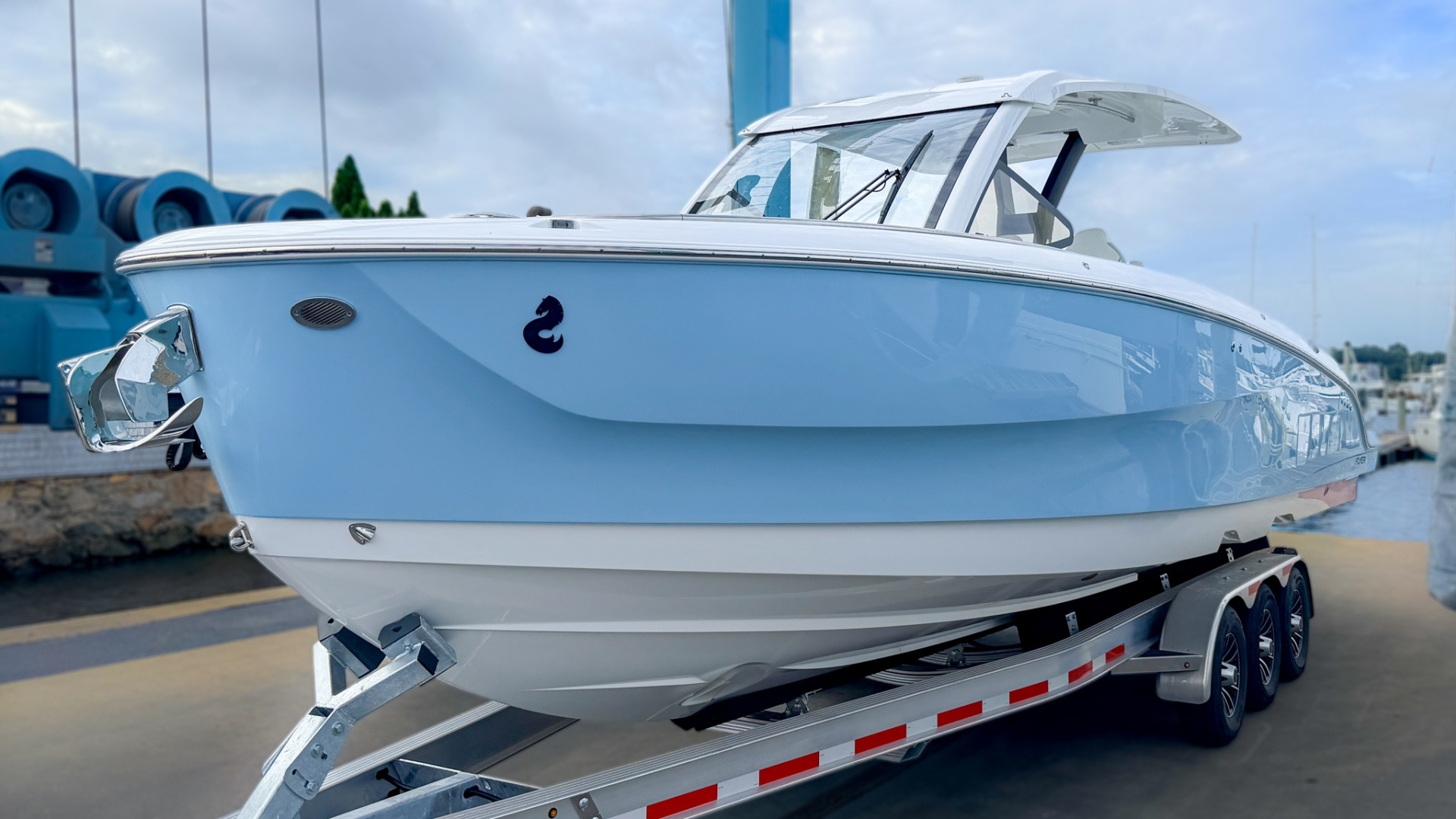 New Model 30ft Beneteau Yacht For Sale