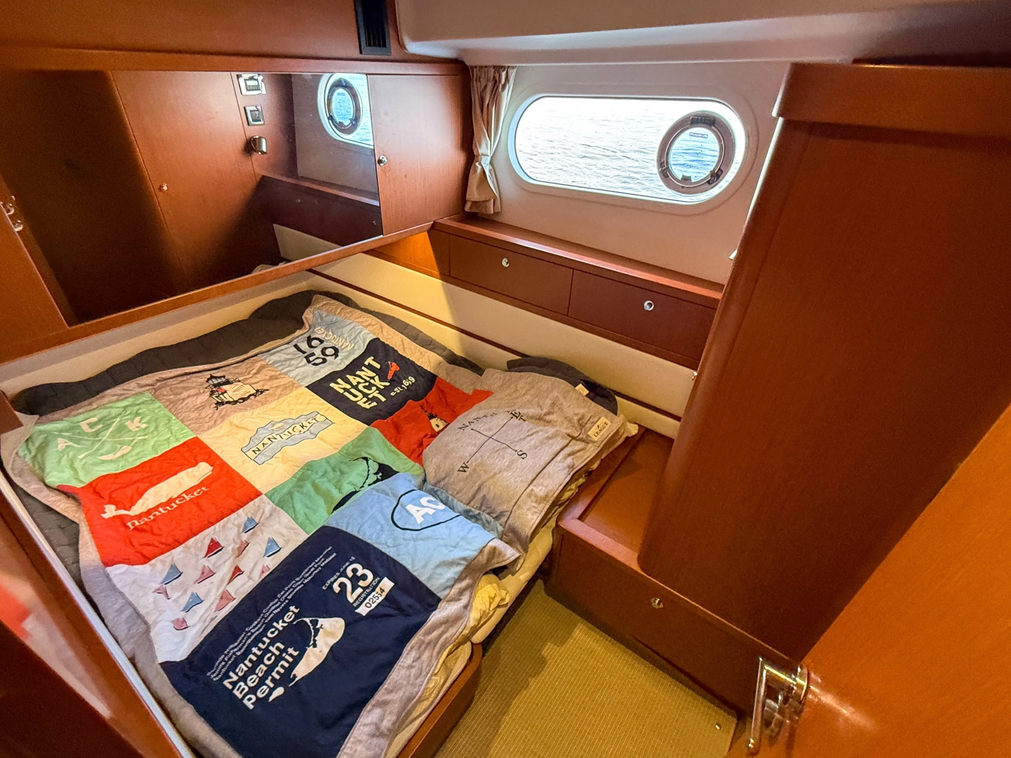 Beneteau Swift Trawler 44 Yacht For Sale