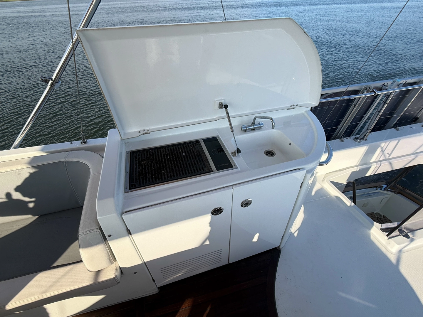 Beneteau Swift Trawler 44 Yacht For Sale