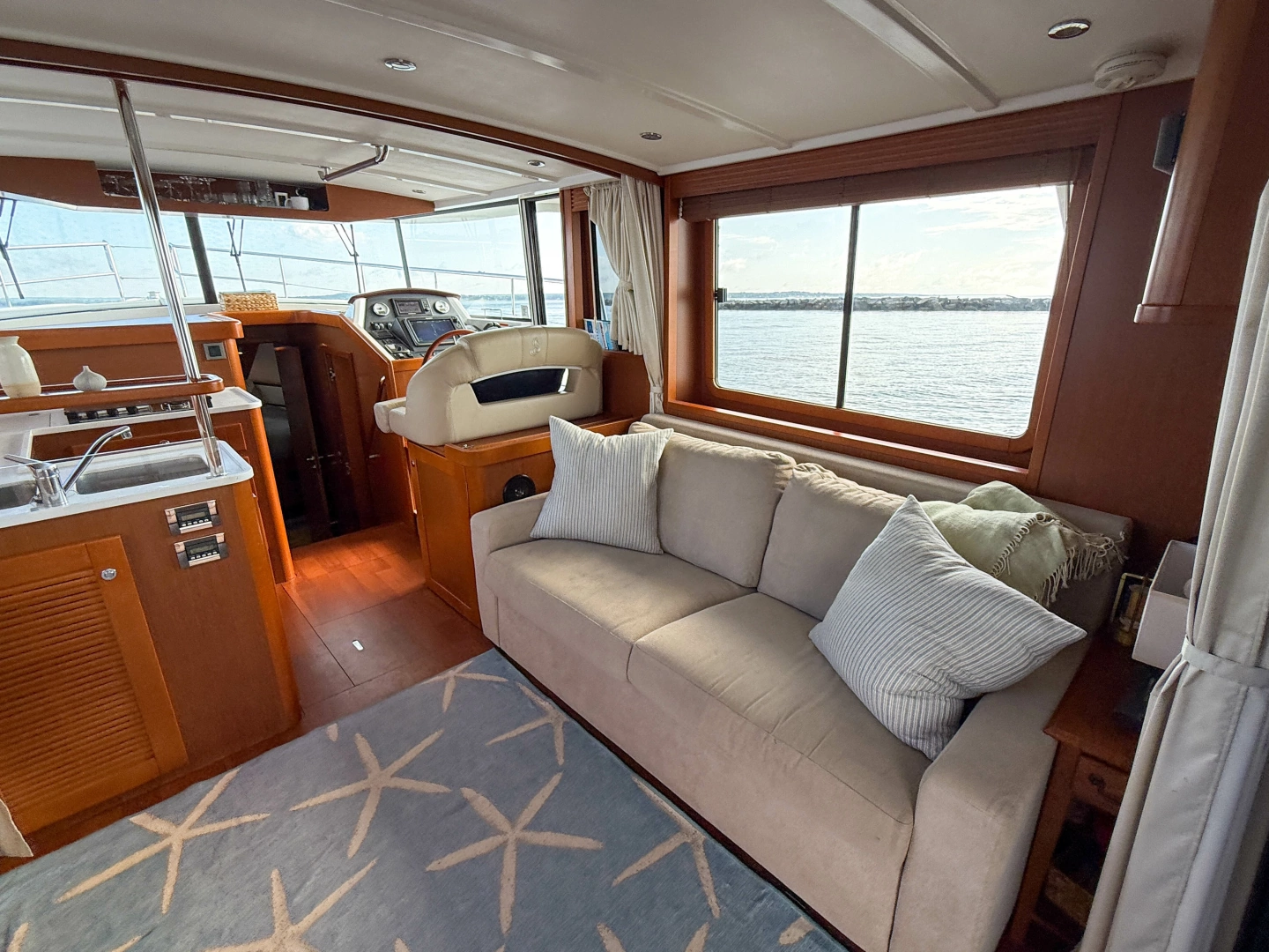 Beneteau Swift Trawler 44 Yacht For Sale