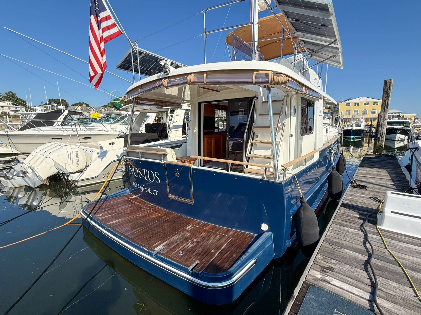 Beneteau Swift Trawler 44 Yacht For Sale