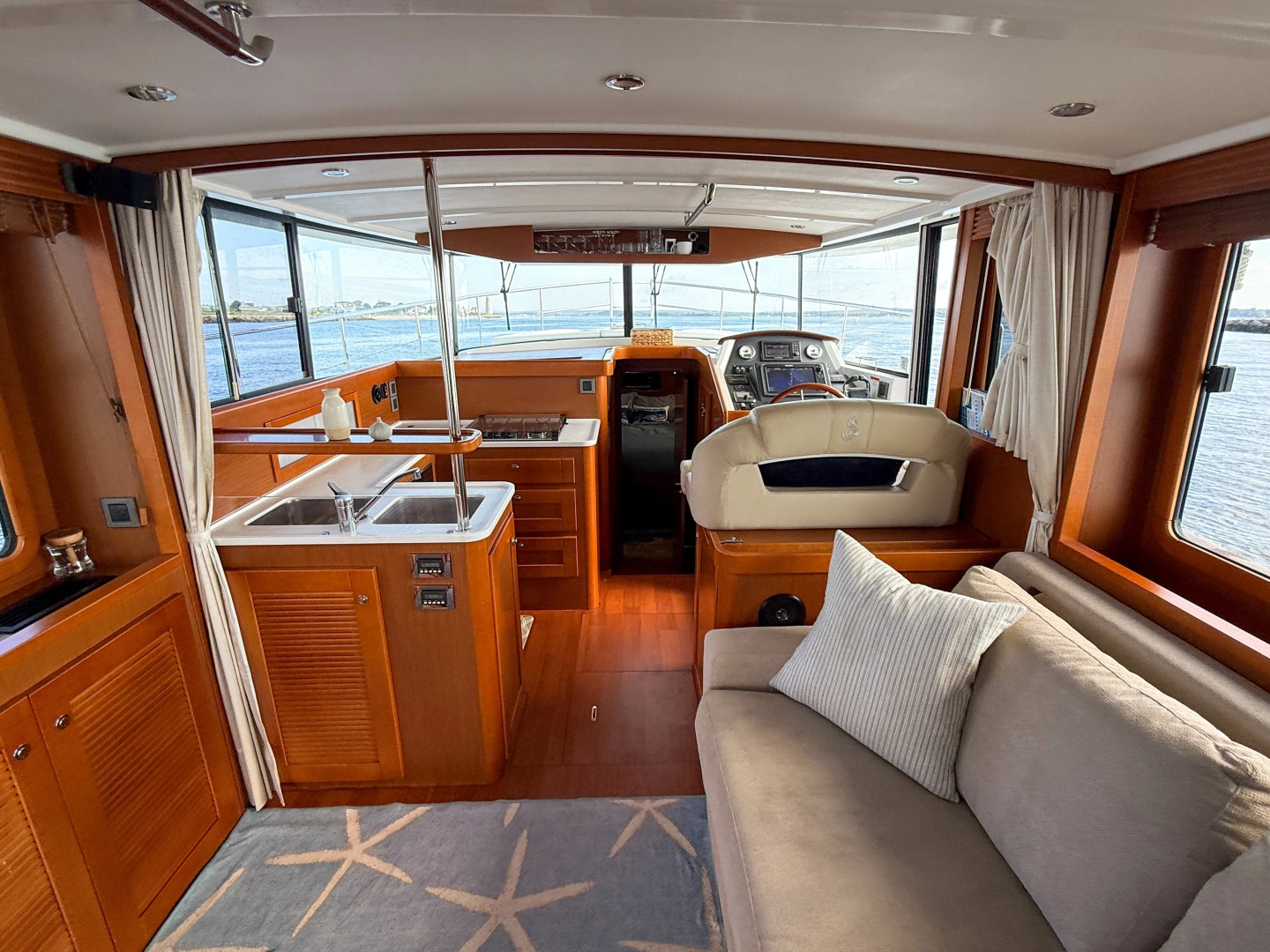 Beneteau Swift Trawler 44 Yacht For Sale