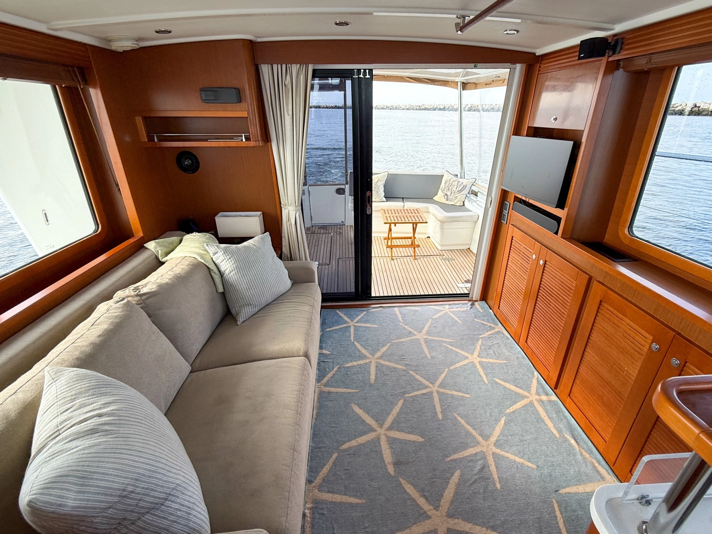 Beneteau Swift Trawler 44 Yacht For Sale