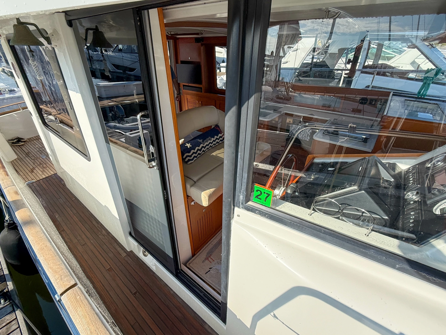 Beneteau Swift Trawler 44 Yacht For Sale
