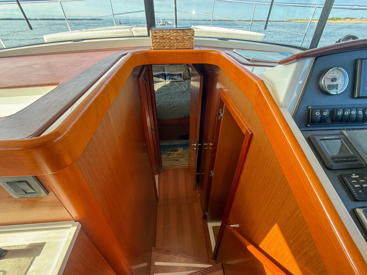 Beneteau Swift Trawler 44 Yacht For Sale
