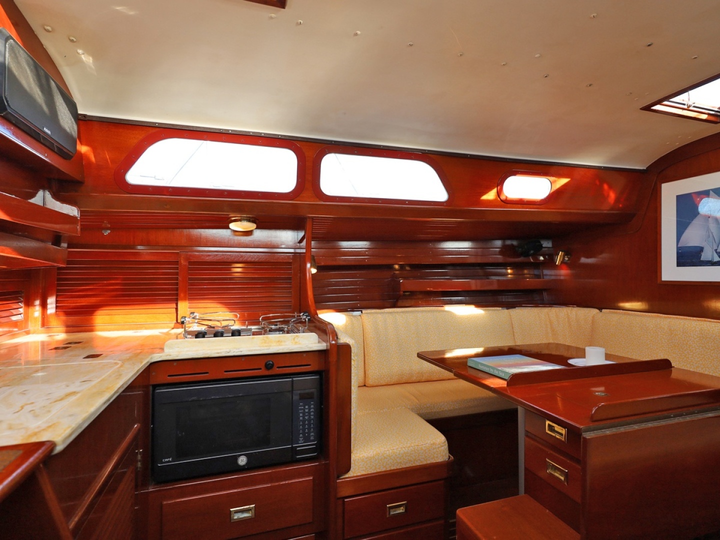 MOONLIGHT 40ft Hinckley Yacht For Sale