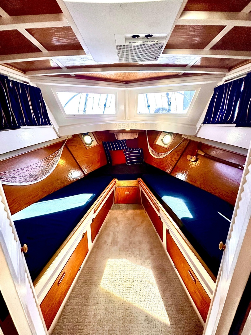 Miss Caroline 34ft Custom Yacht For Sale Miss Caroline 34ft Custom Yacht For Sale