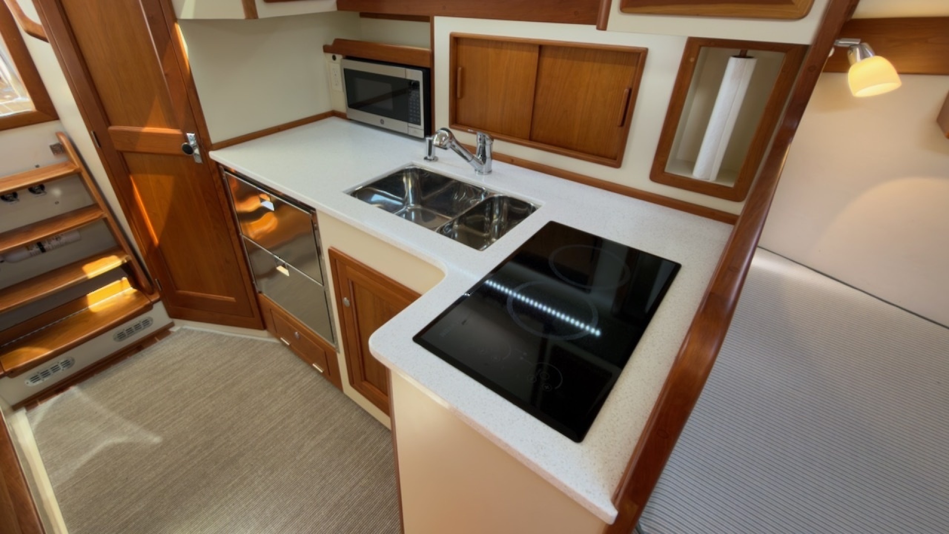 TONIC 33ft Fortier Yacht For Sale