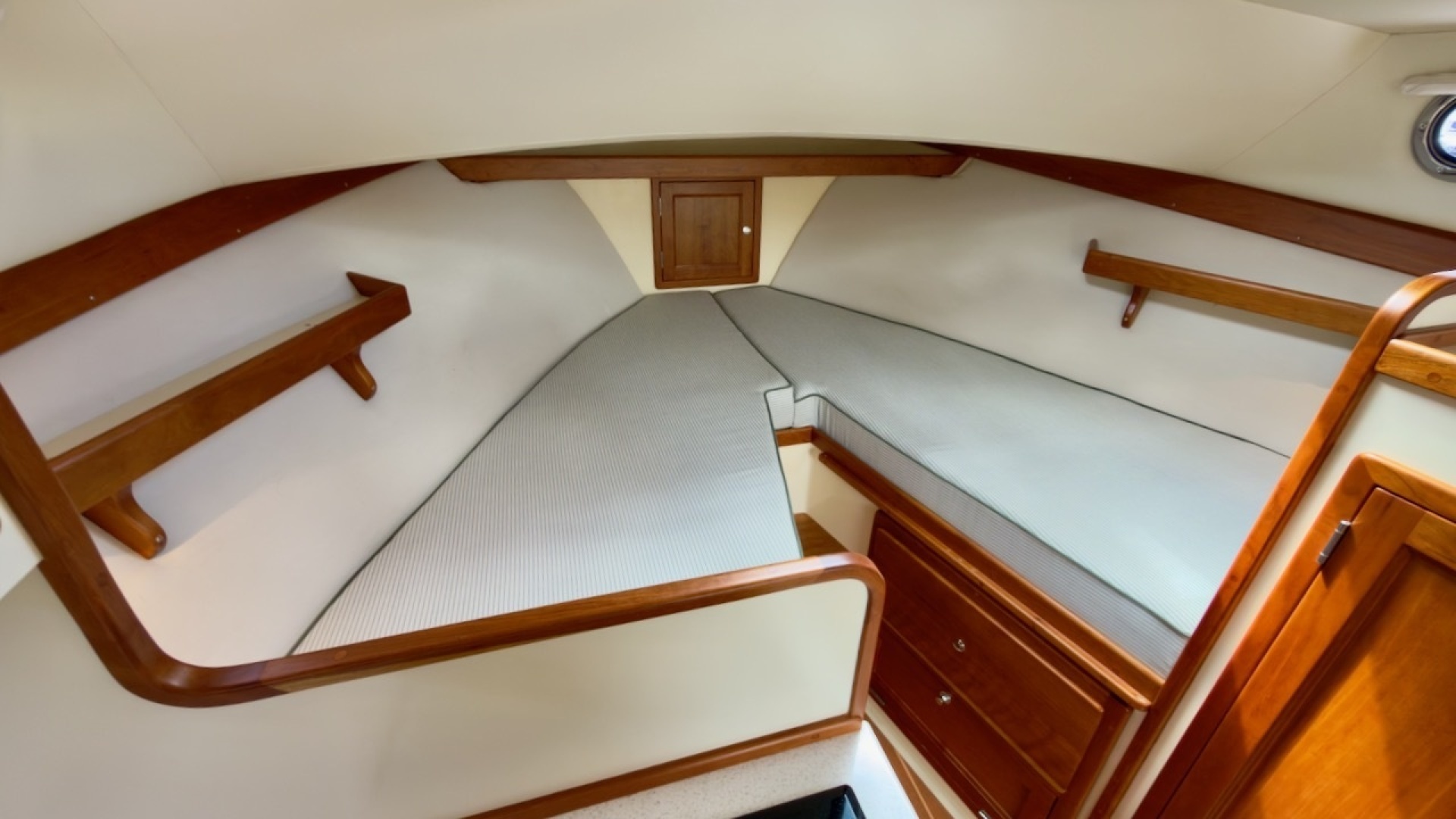 TONIC 33ft Fortier Yacht For Sale