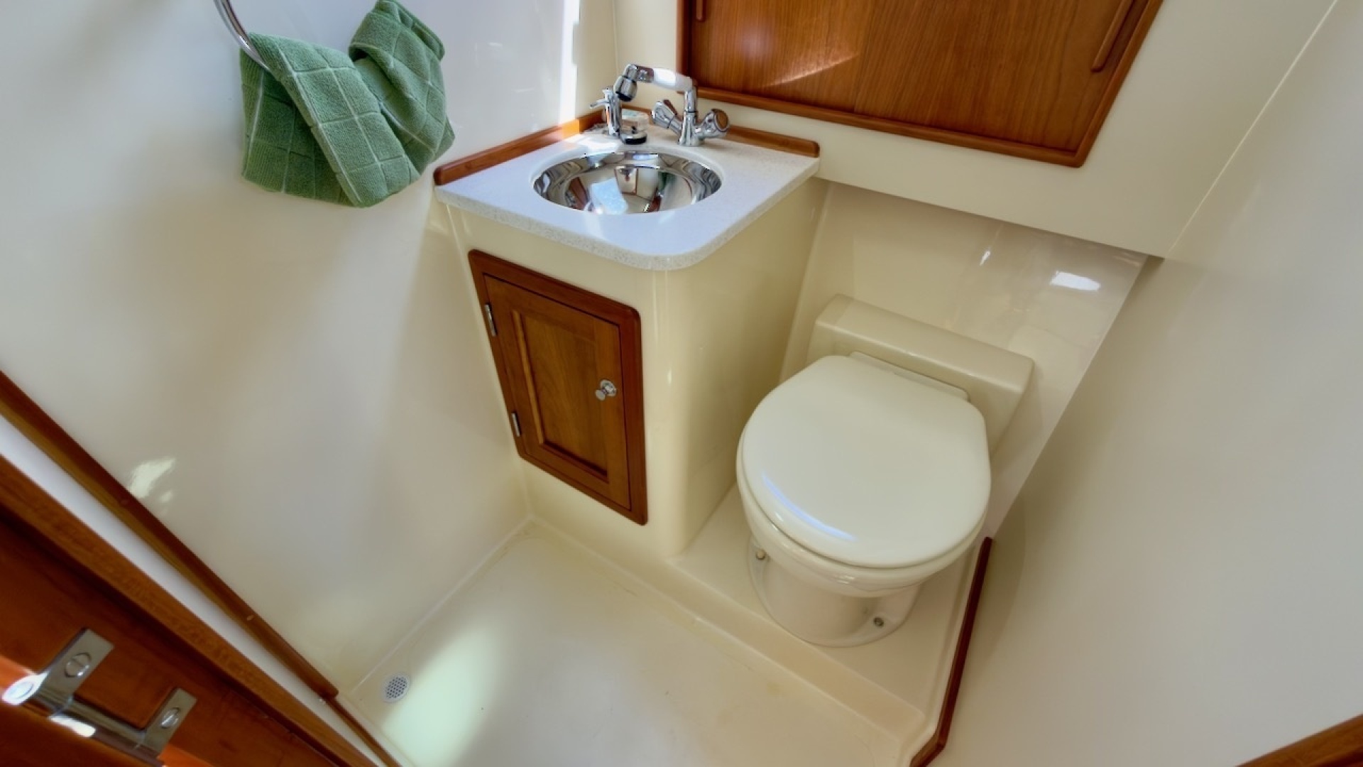 TONIC 33ft Fortier Yacht For Sale