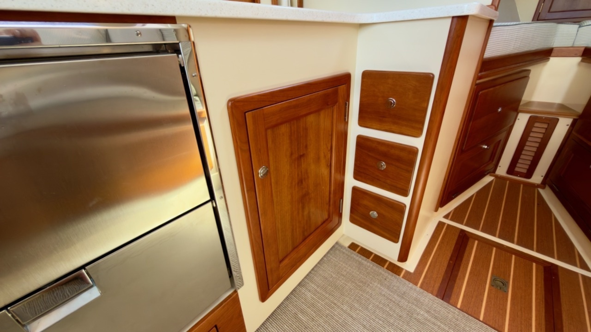 TONIC 33ft Fortier Yacht For Sale