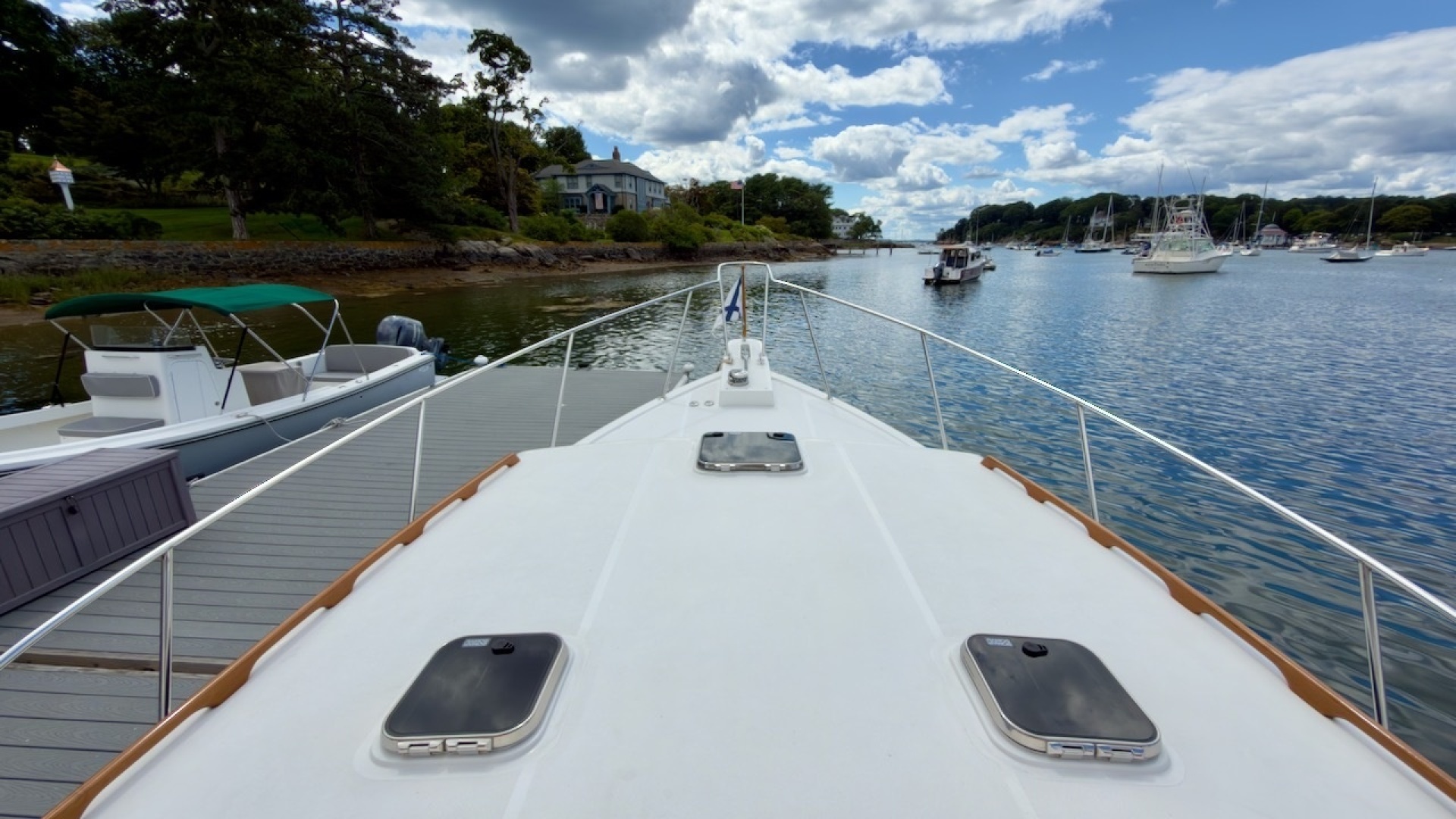 TONIC 33ft Fortier Yacht For Sale