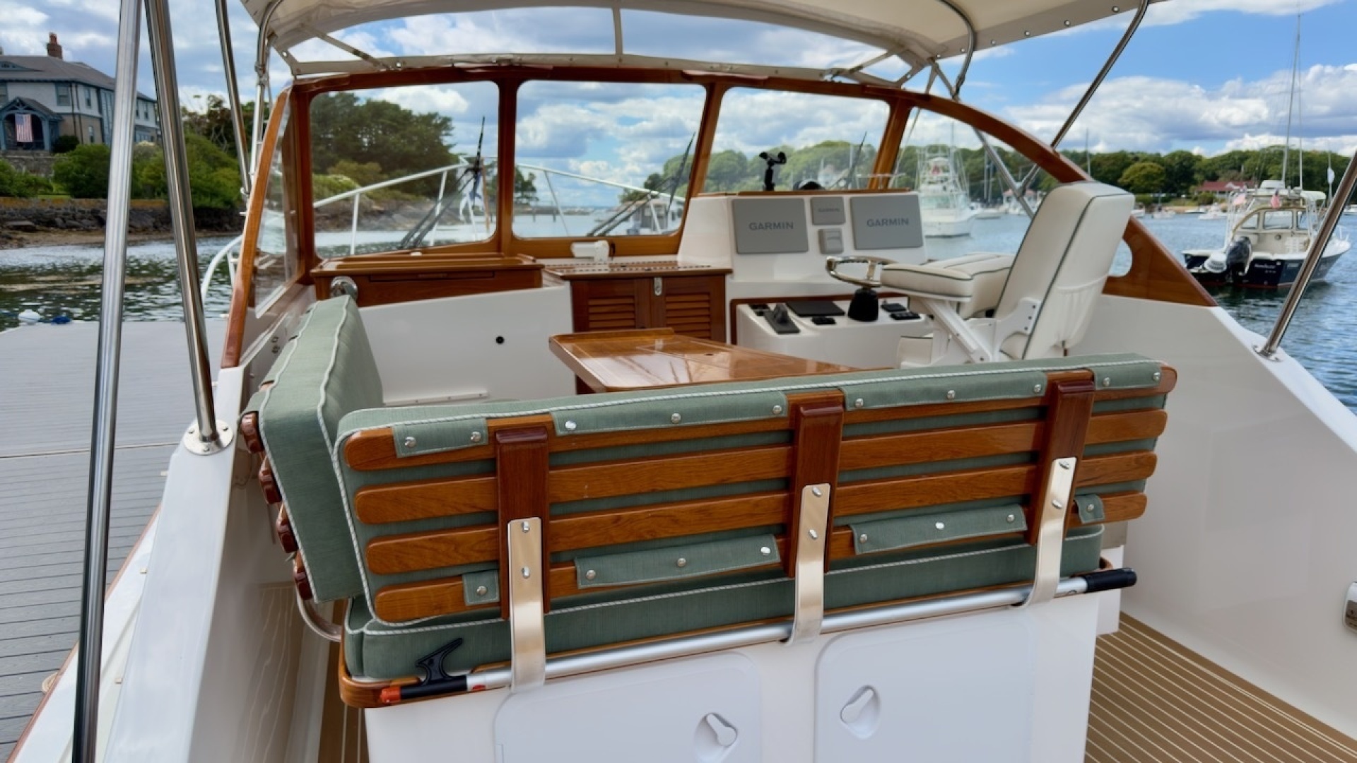 TONIC 33ft Fortier Yacht For Sale