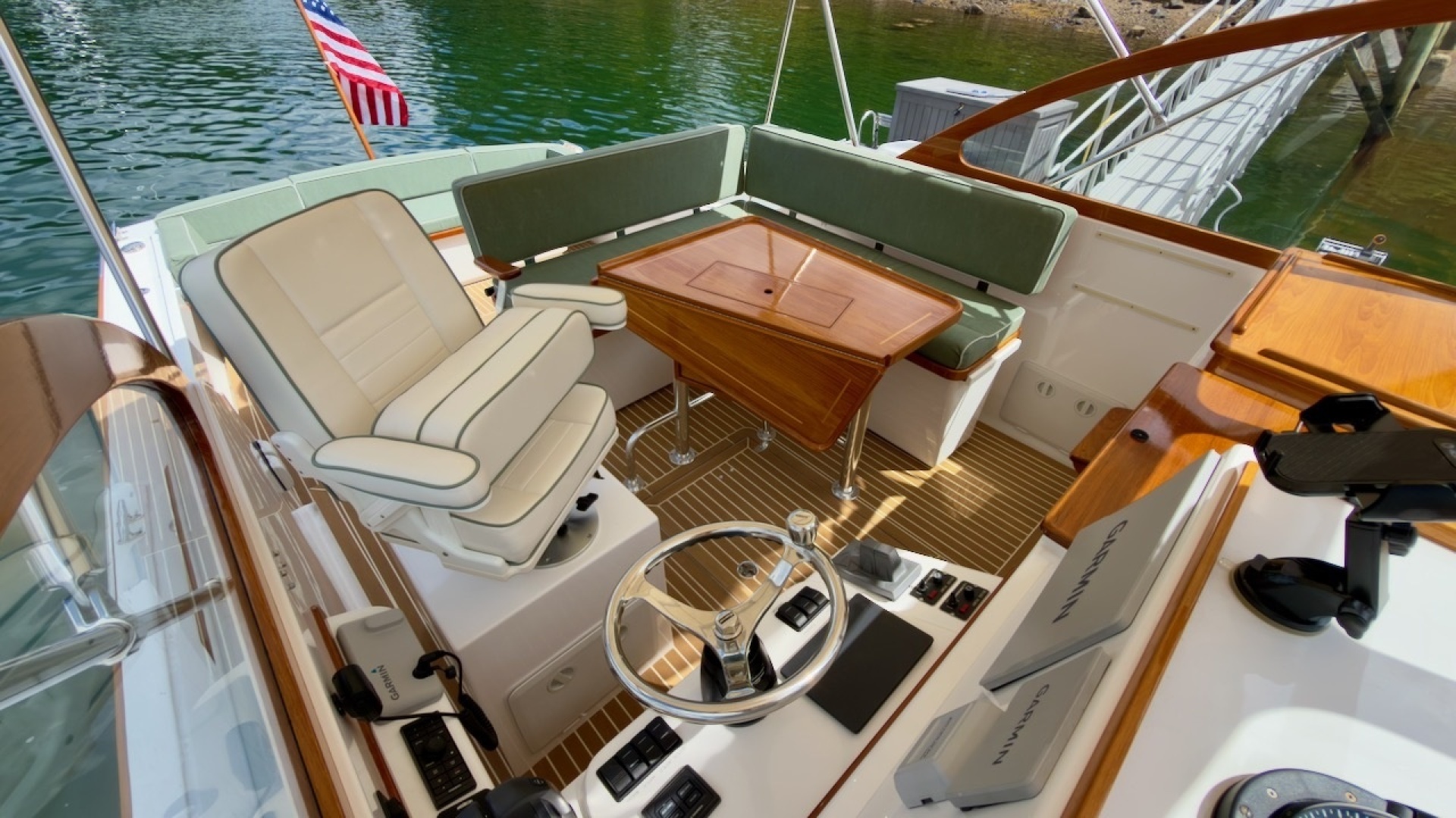 TONIC 33ft Fortier Yacht For Sale
