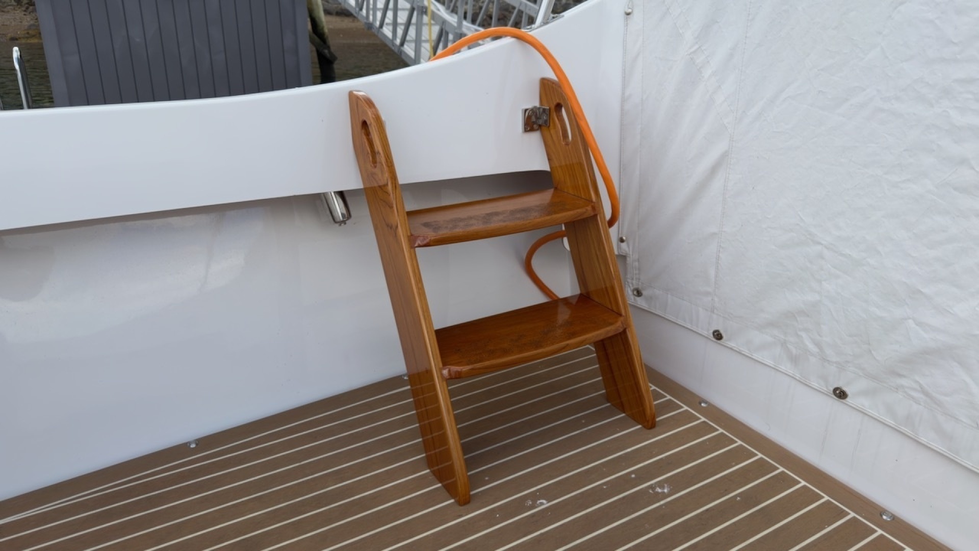 TONIC 33ft Fortier Yacht For Sale