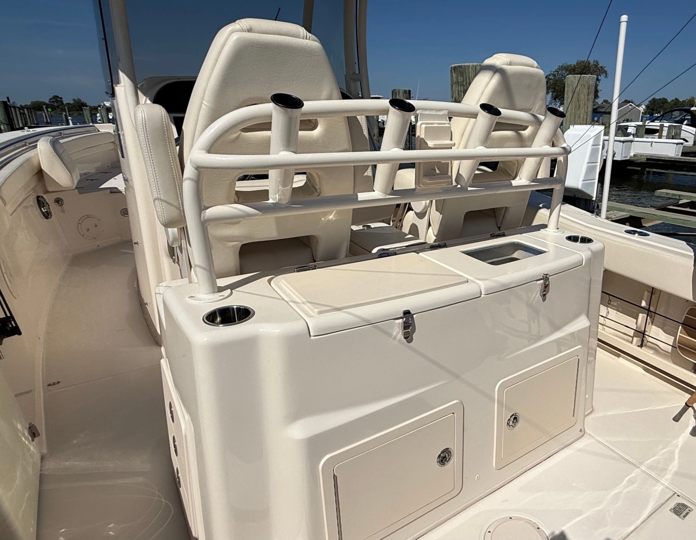 Grady-White 306 Canyon Yacht For Sale