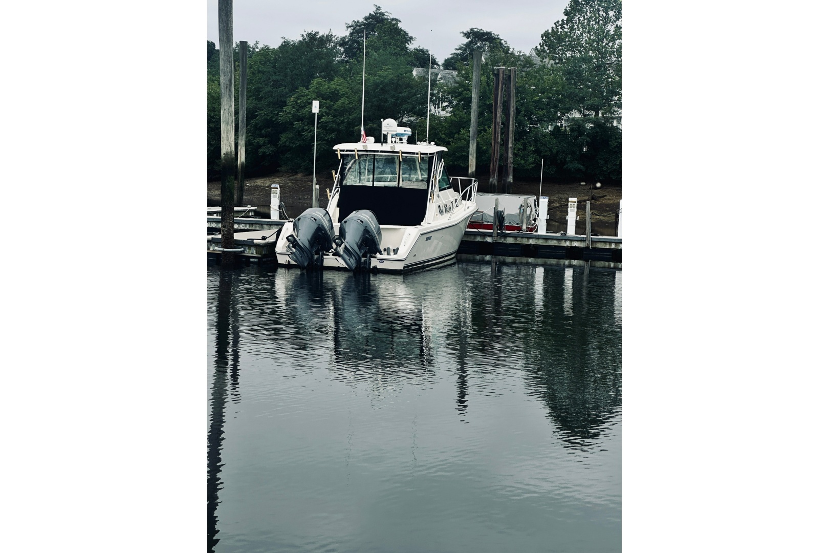 Reel Music II 33ft Pursuit Yacht For Sale