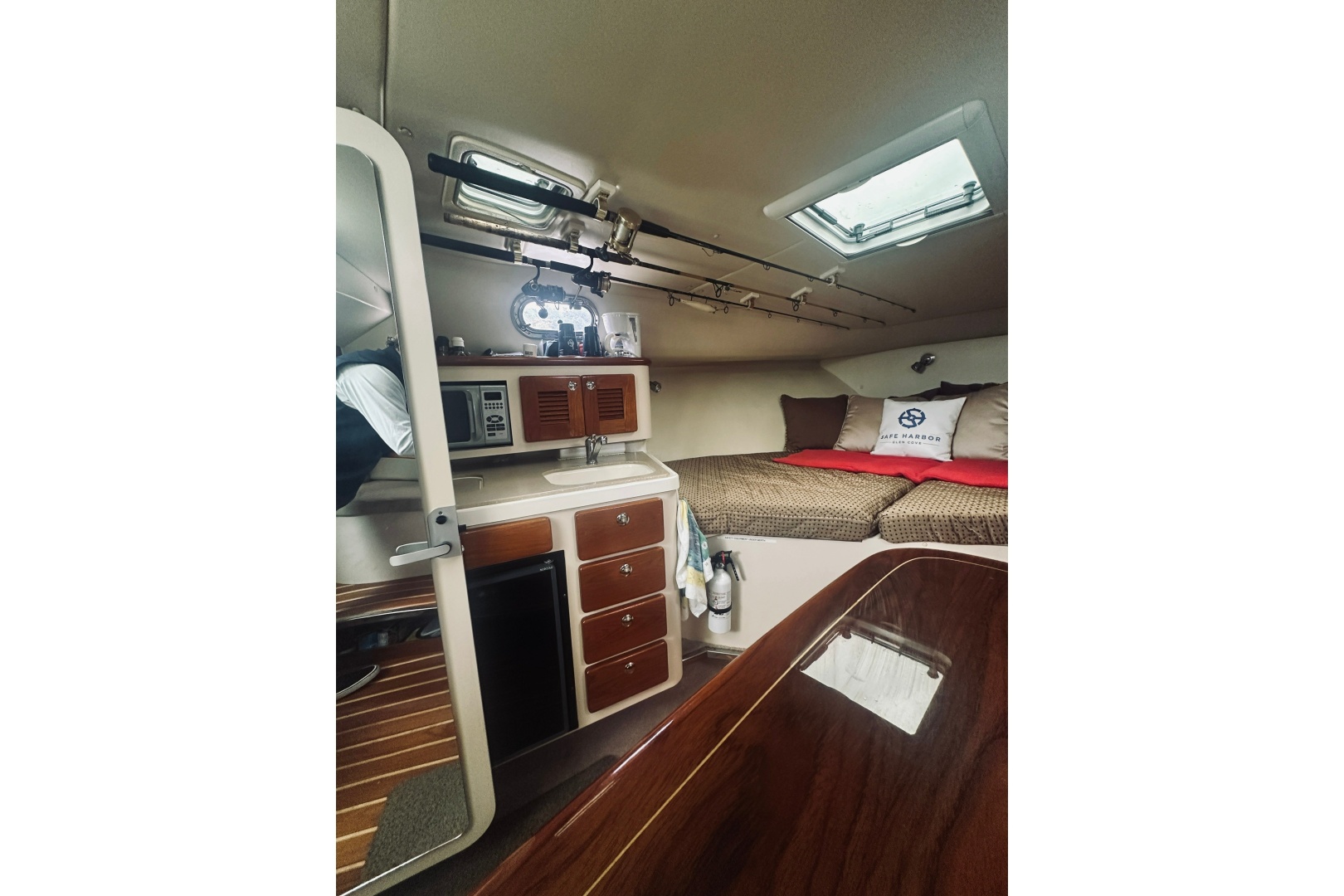 Reel Music II 33ft Pursuit Yacht For Sale