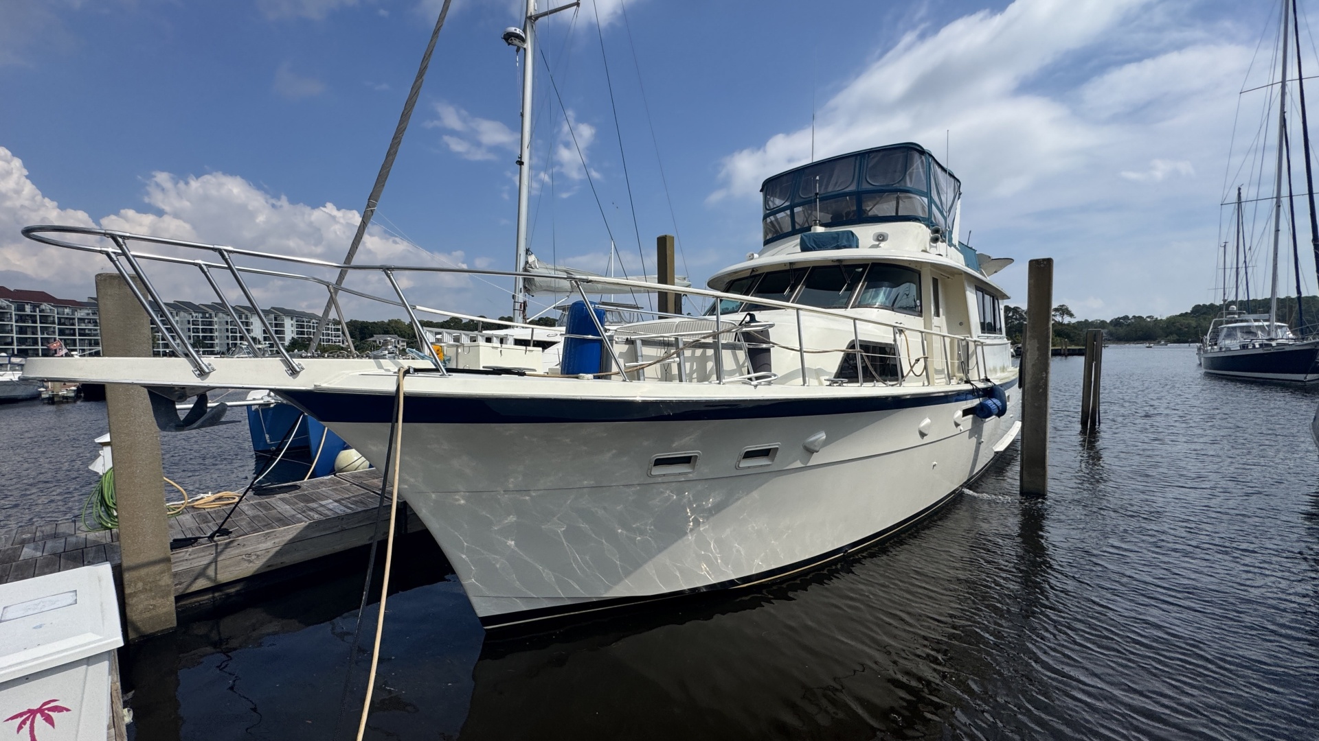 3 Little Birds 53ft Hatteras Yacht For Sale