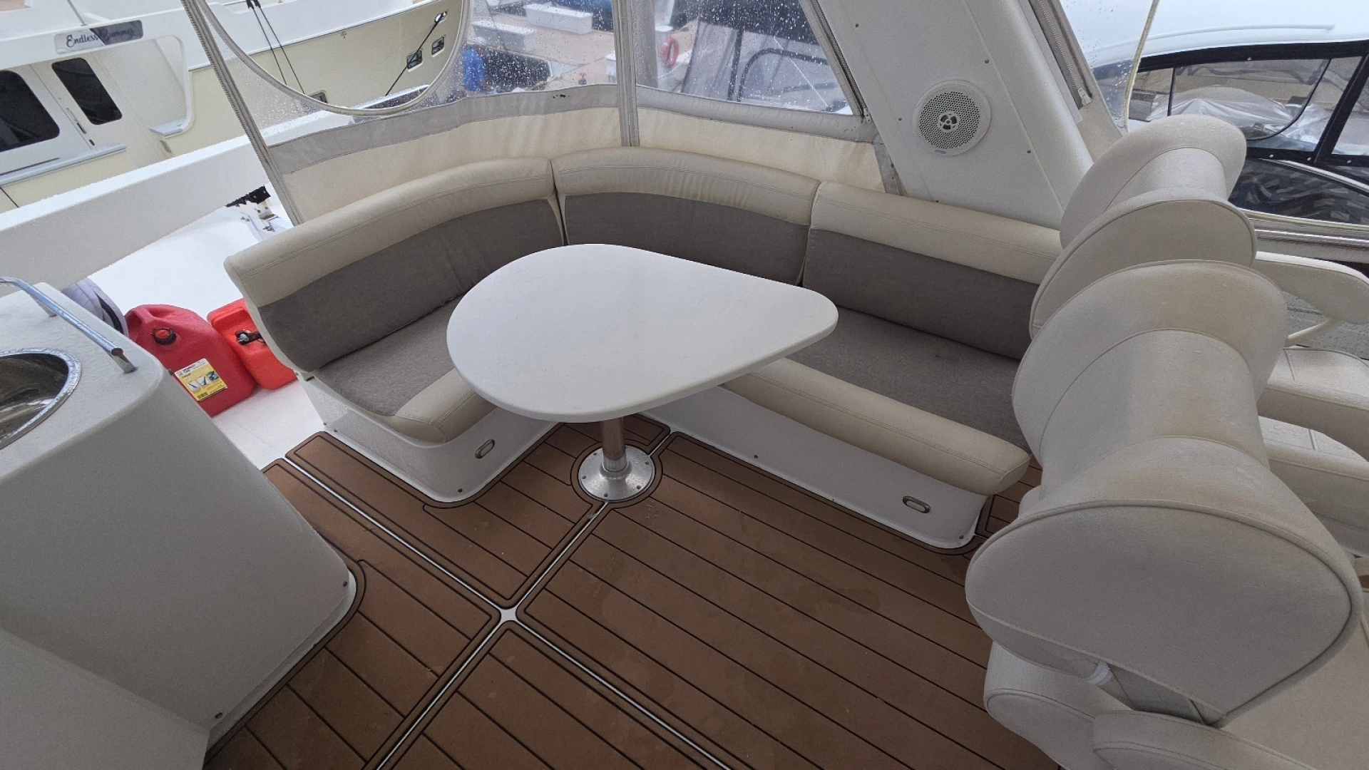 Navigator 5400 Yacht For Sale