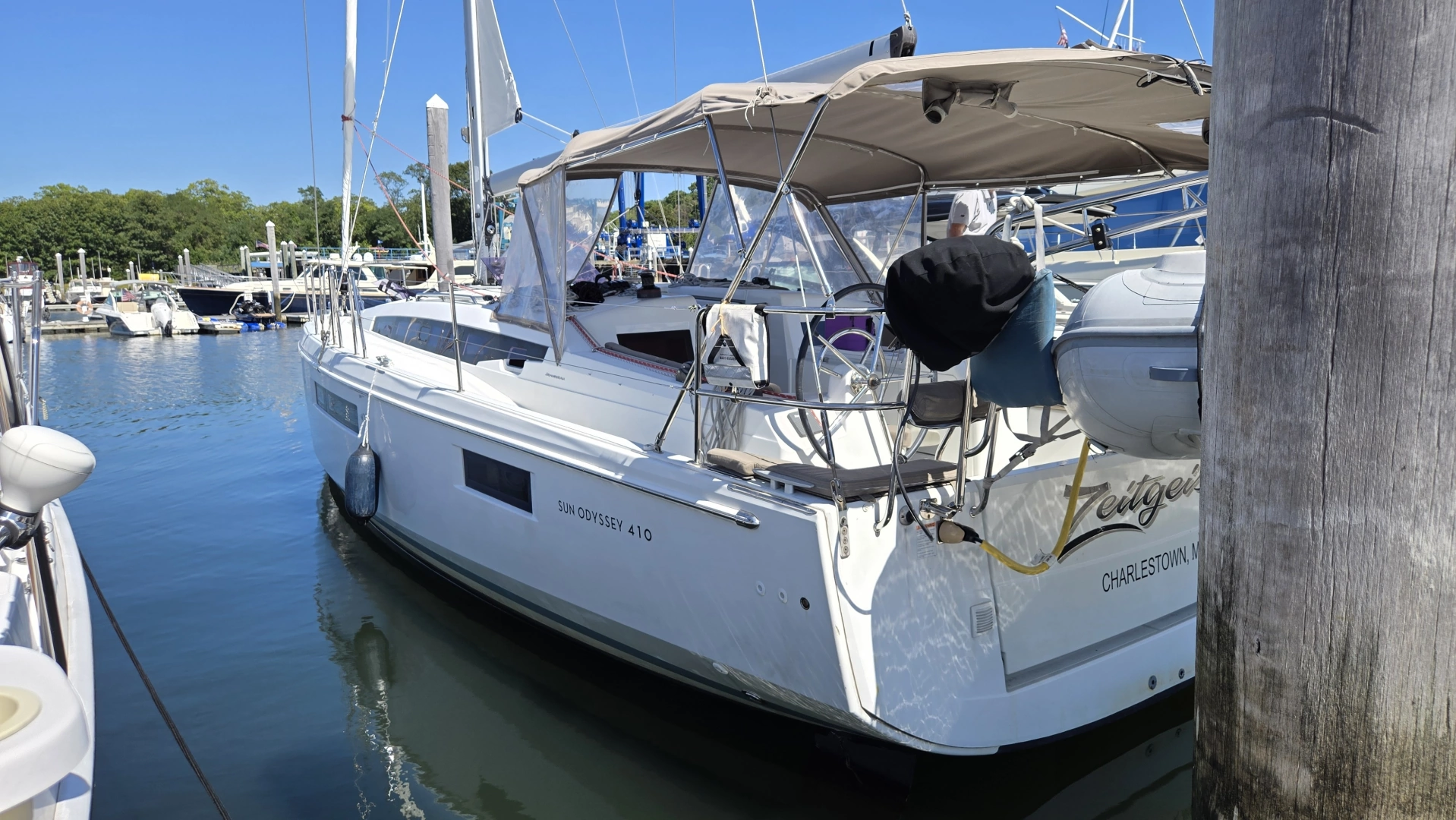 Jeanneau Sun Odyssey 410 Yacht For Sale