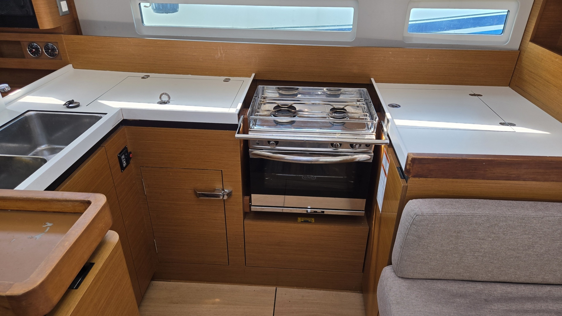 2020 Jeanneau Sun Odyssey 410