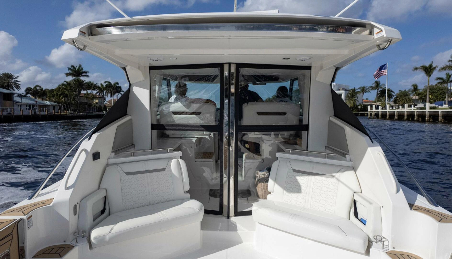 2022 Tiara Yachts 43 LE